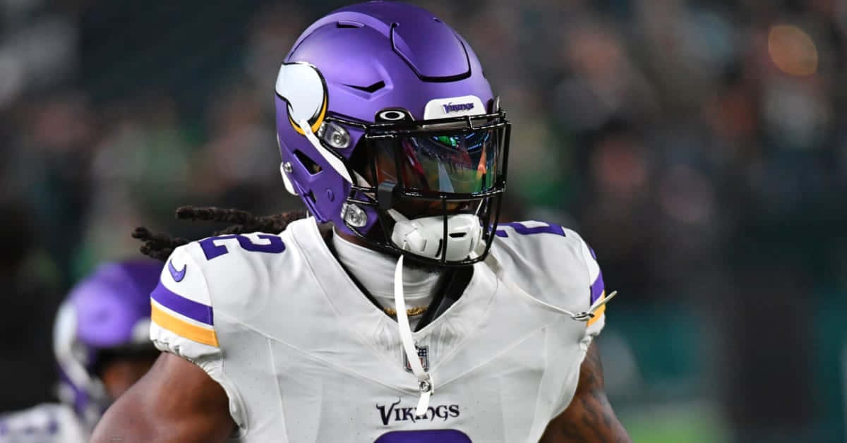 Minnesota Vikings Player In Action Wallpaper