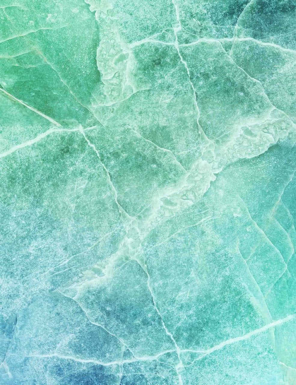 Green marble creates a cool aesthetic in any room. Wallpaper