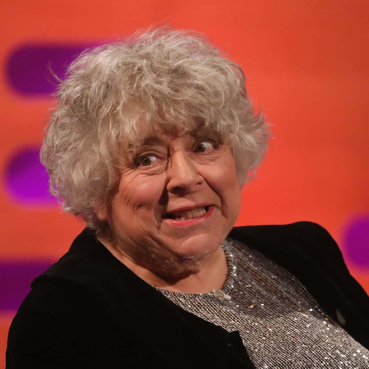 Miriam Margolyes Op Een Publiek Evenement. Achtergrond