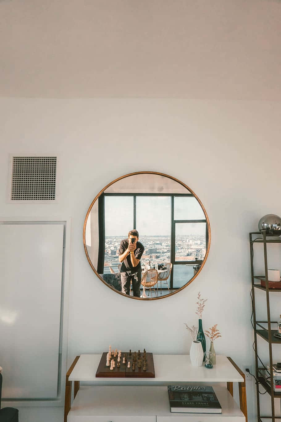Mirror Background