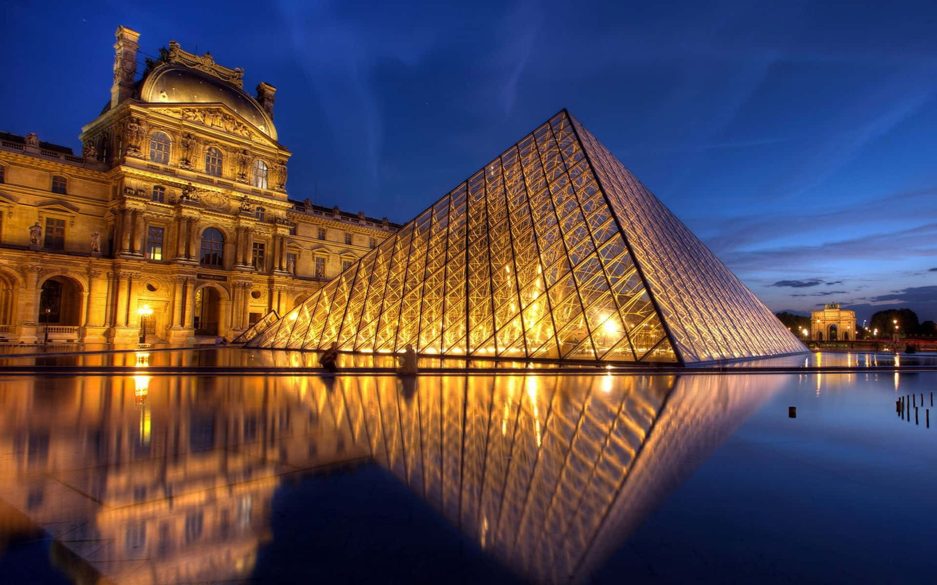 Mirrored Photography Louvre Museum Wallpaper