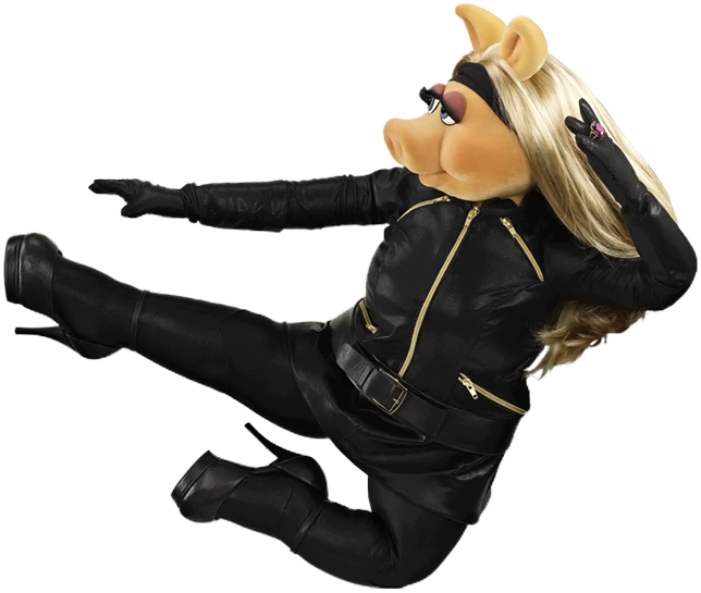 Miss Piggy Action Pose PNG