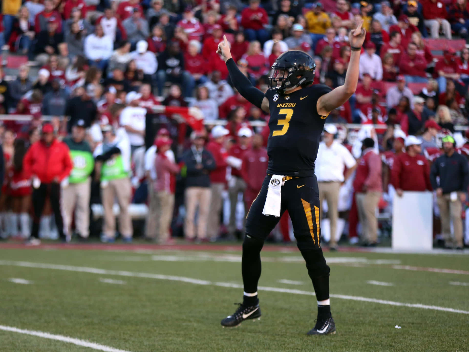 Missouri Quarterback Celebration Wallpaper