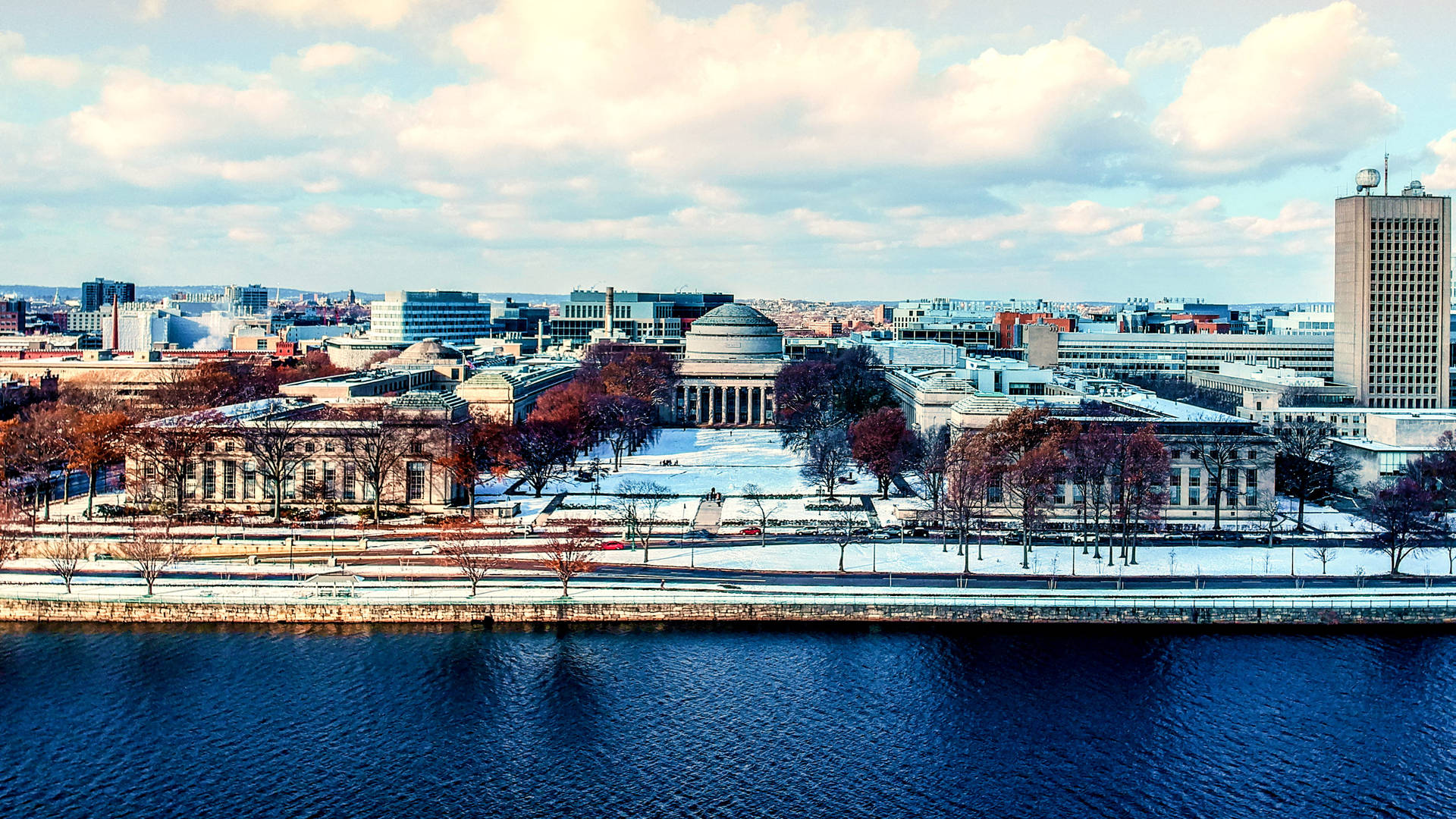 Mit With Charles River For Desktop Wallpaper
