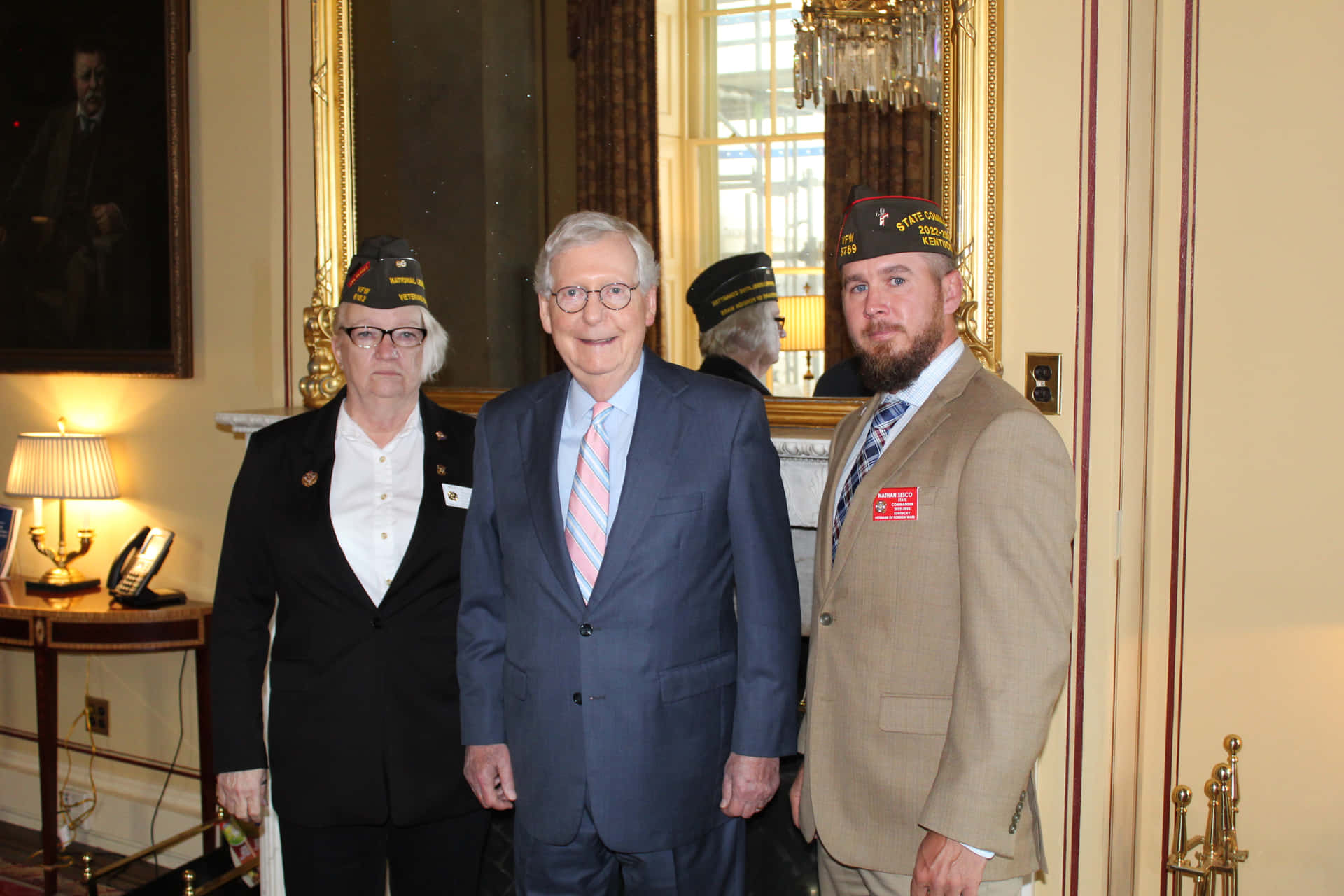 Mitch Mcconnell With Veterans Wallpaper