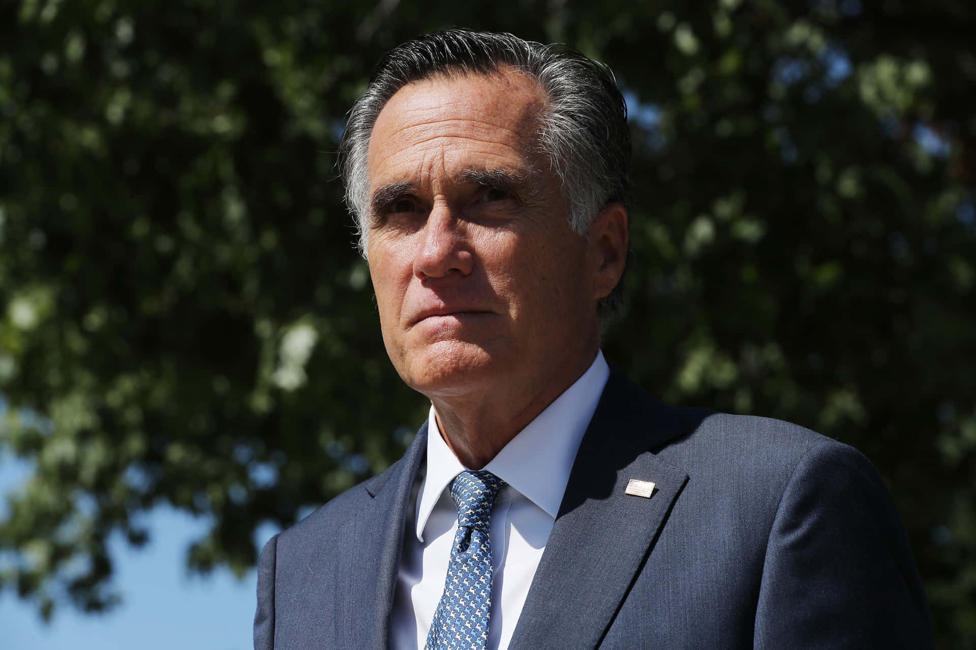 Mitt Romney Outdoor Portrait Wallpaper