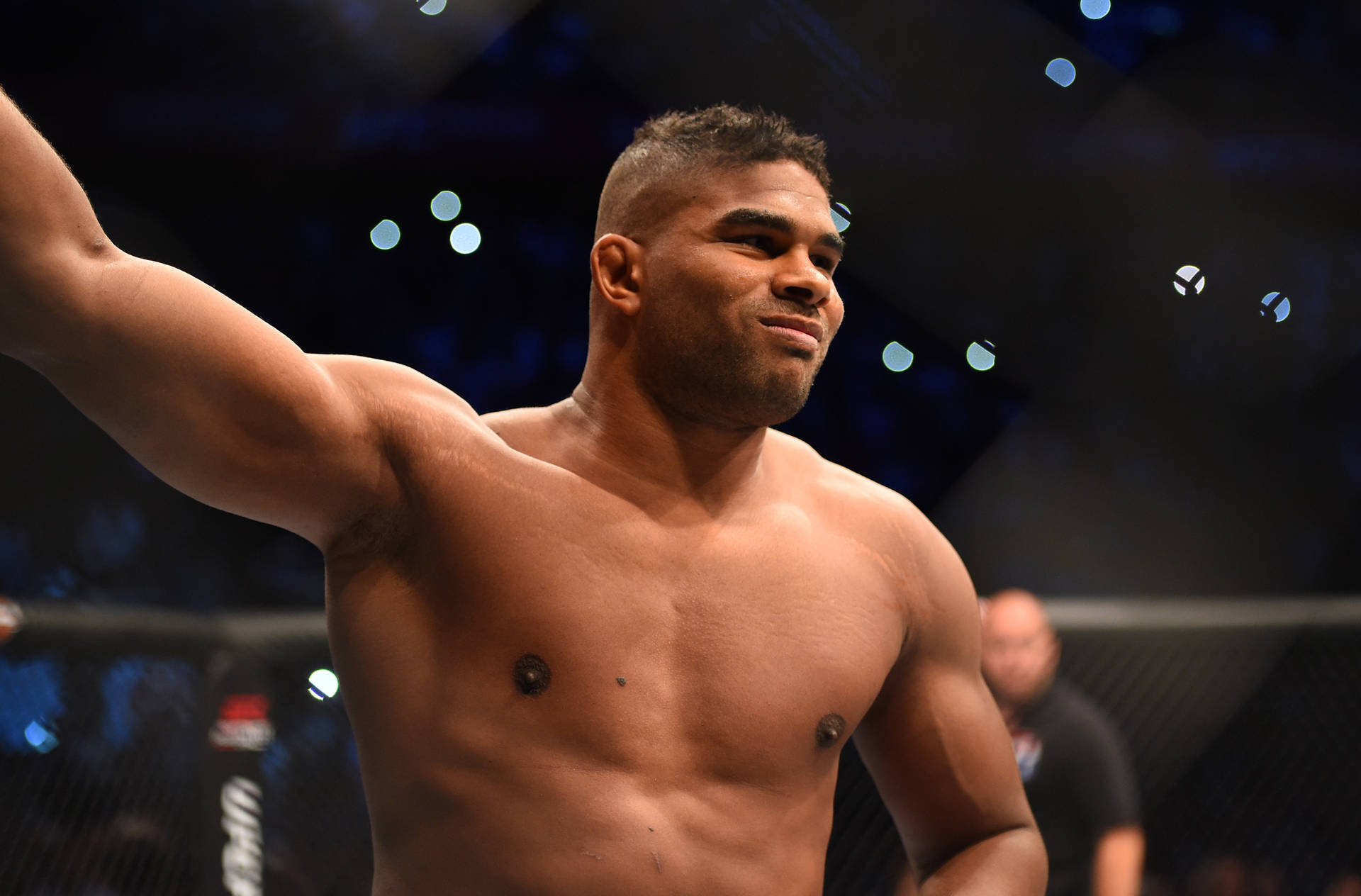MMA Fighter Alistair Overeem Smiling Widely Wallpaper