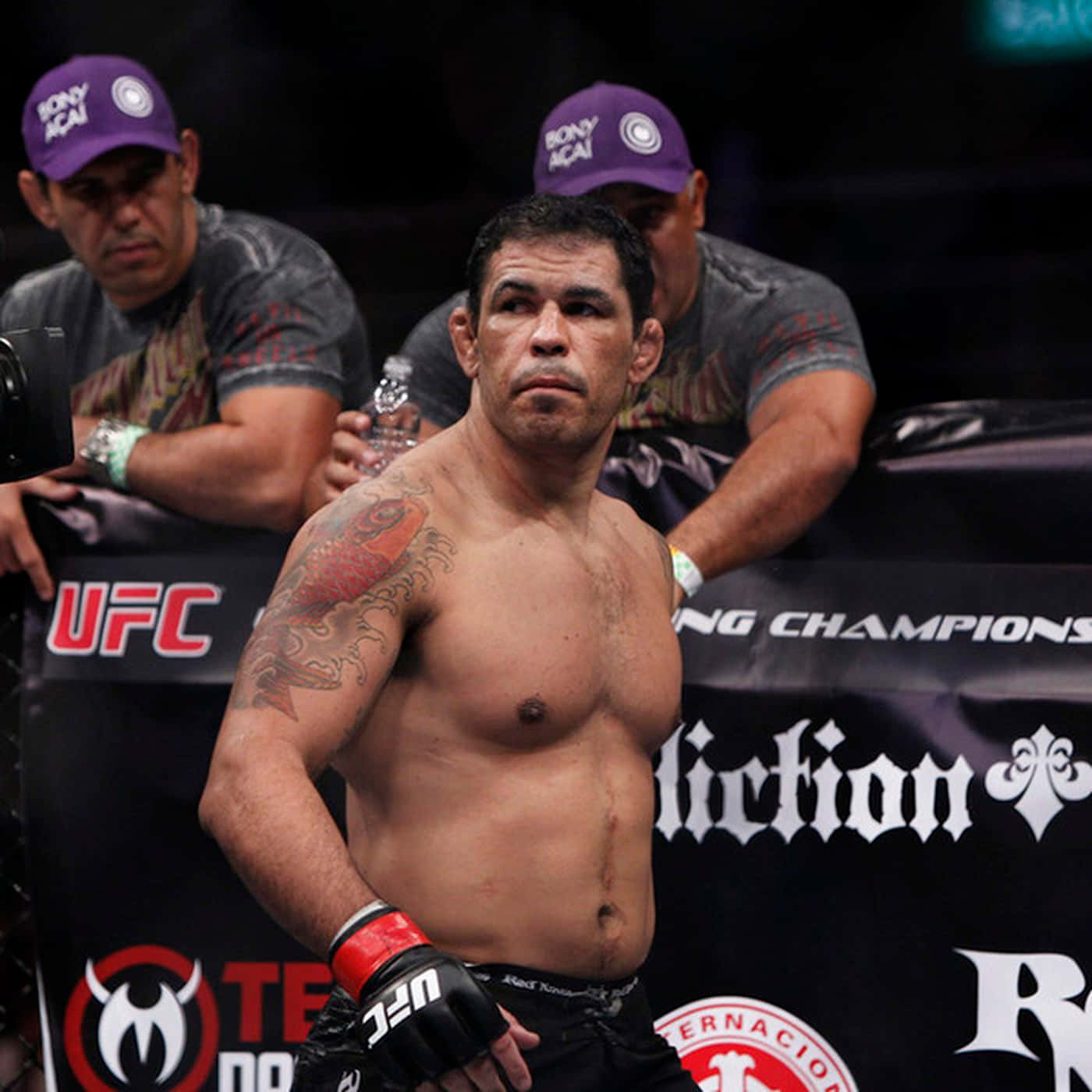 MMA Kæmper Antonio Rogerio Nogueira På UFC 153 Wallpaper Wallpaper