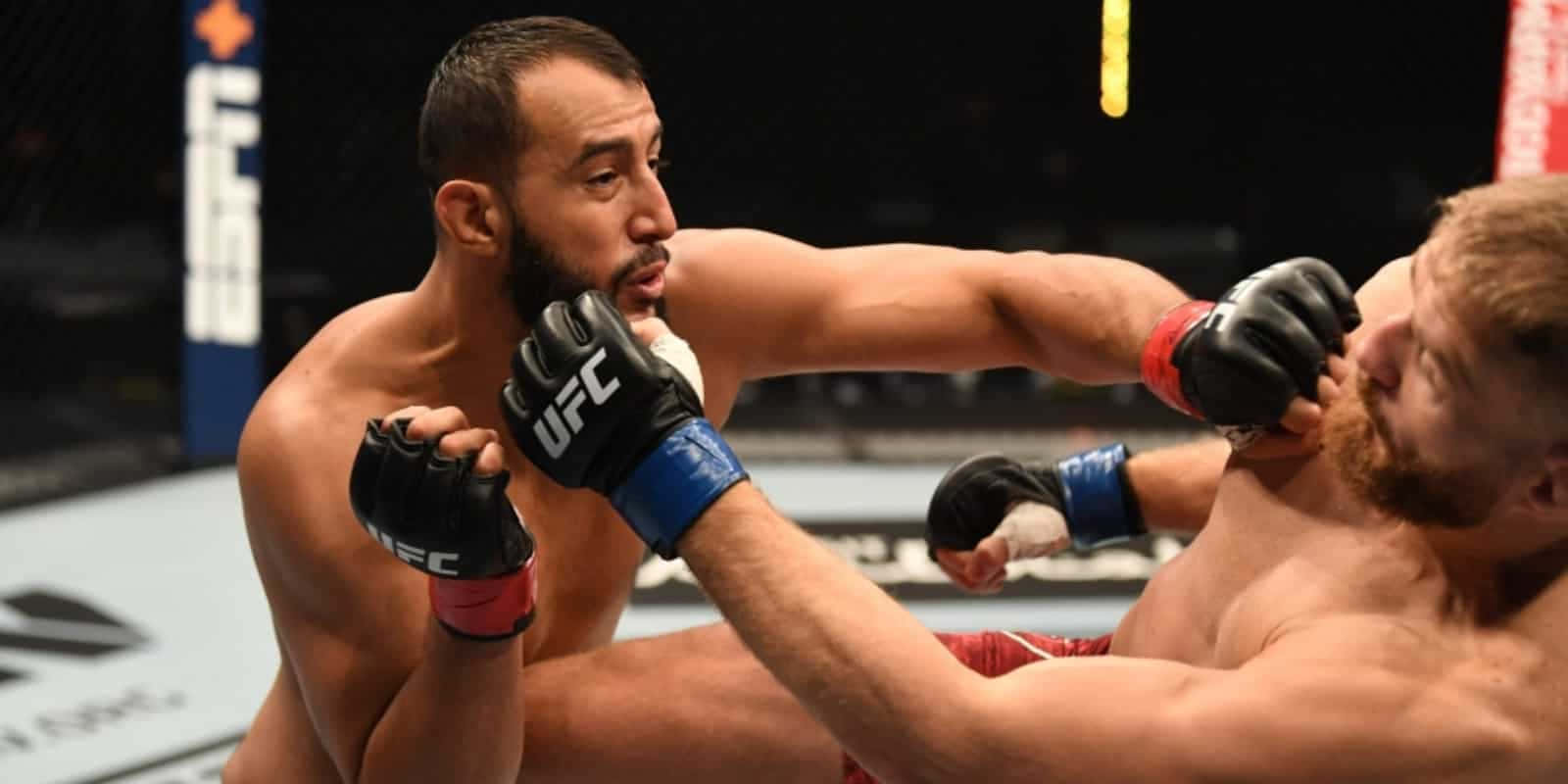 Mma Fighter Dominick Reyes In Action Wallpaper