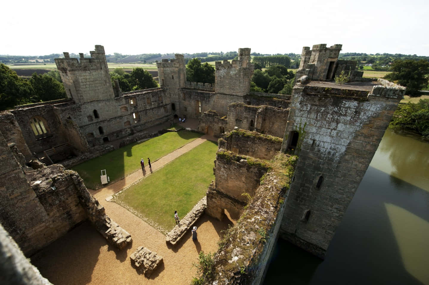 Moated Bodiam Castle Interior In England Wallpaper
