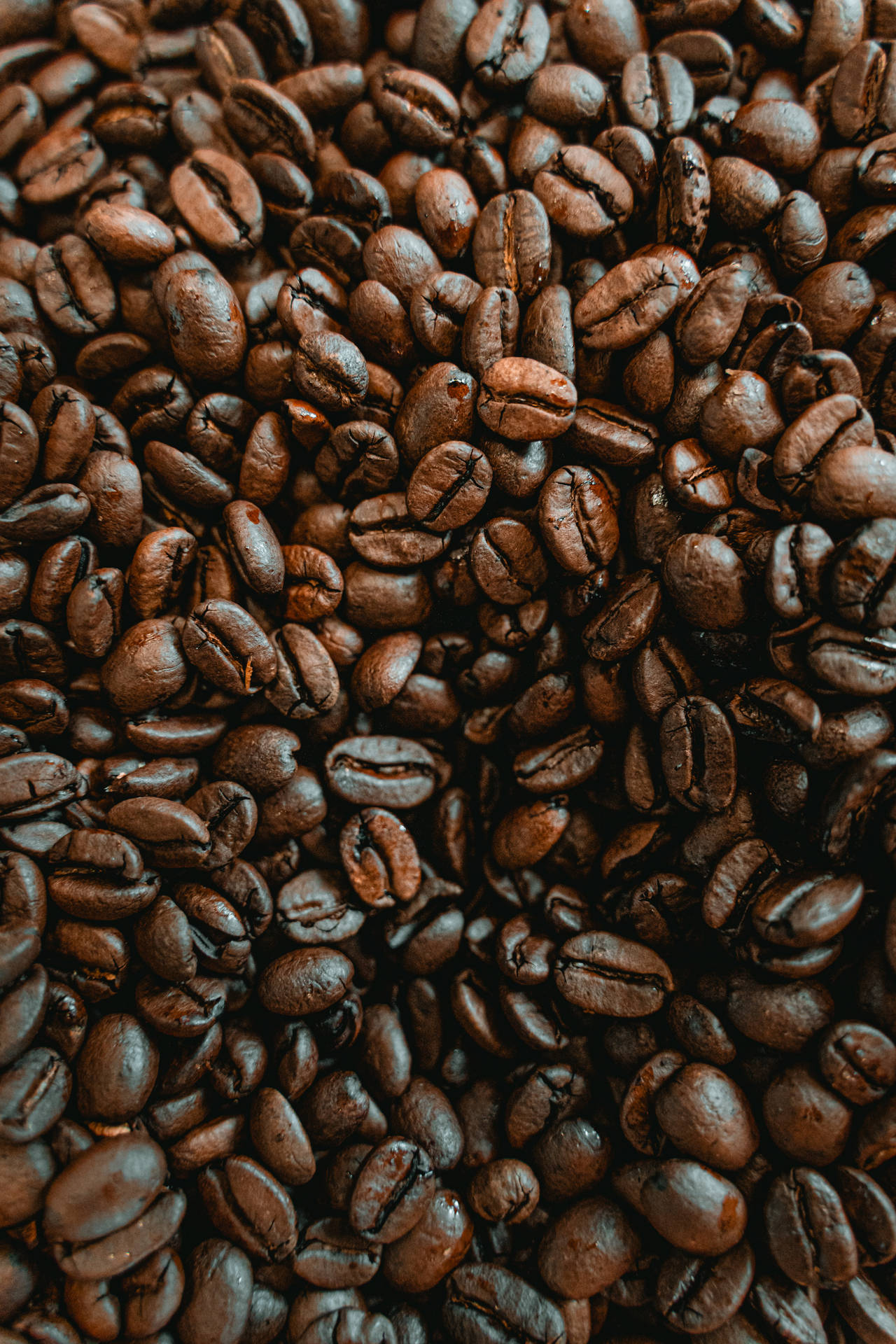 Mobile Coffee Beans Pile Wallpaper