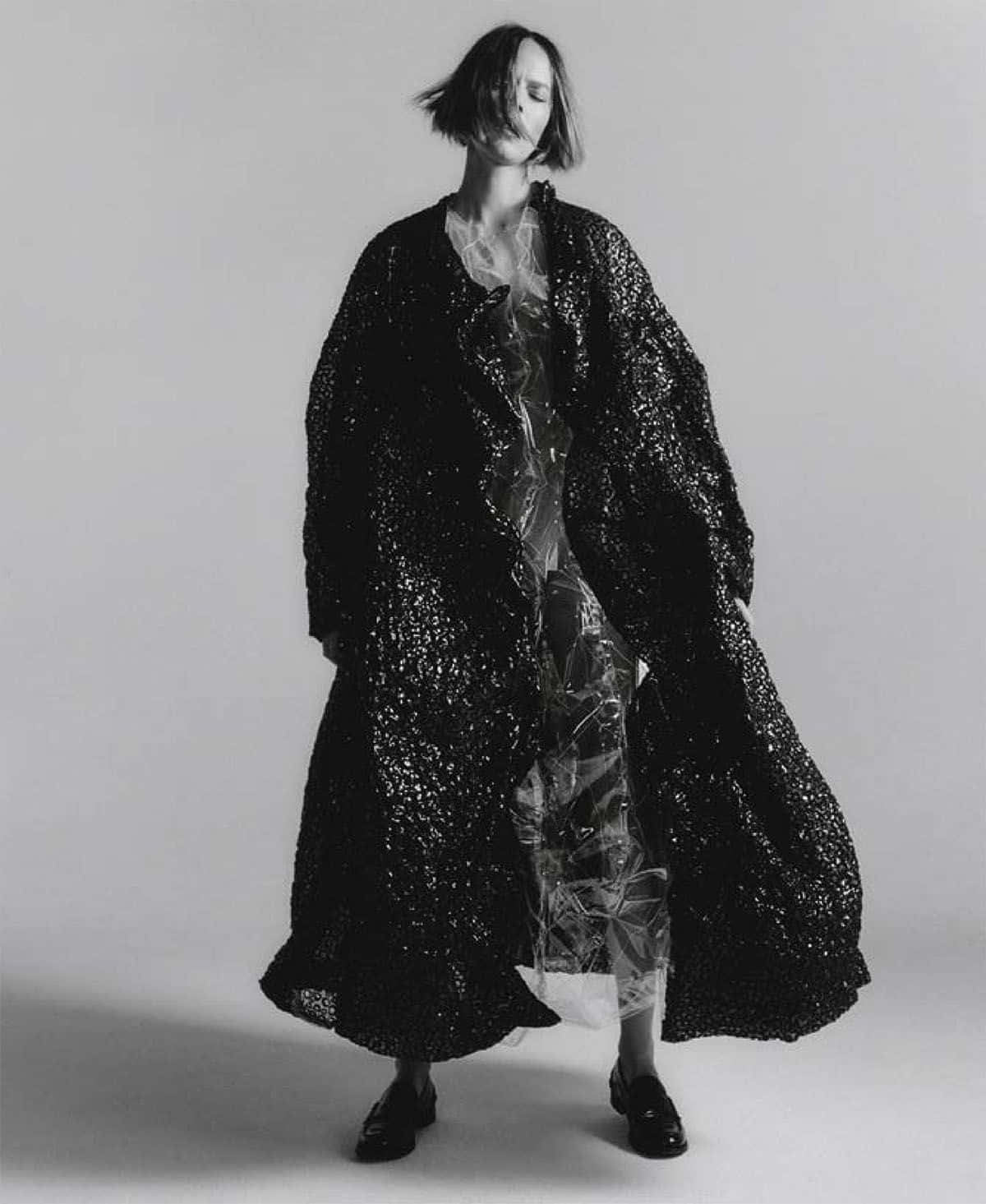 Model Freja Beha Erichsen In A Classic Pose Wallpaper