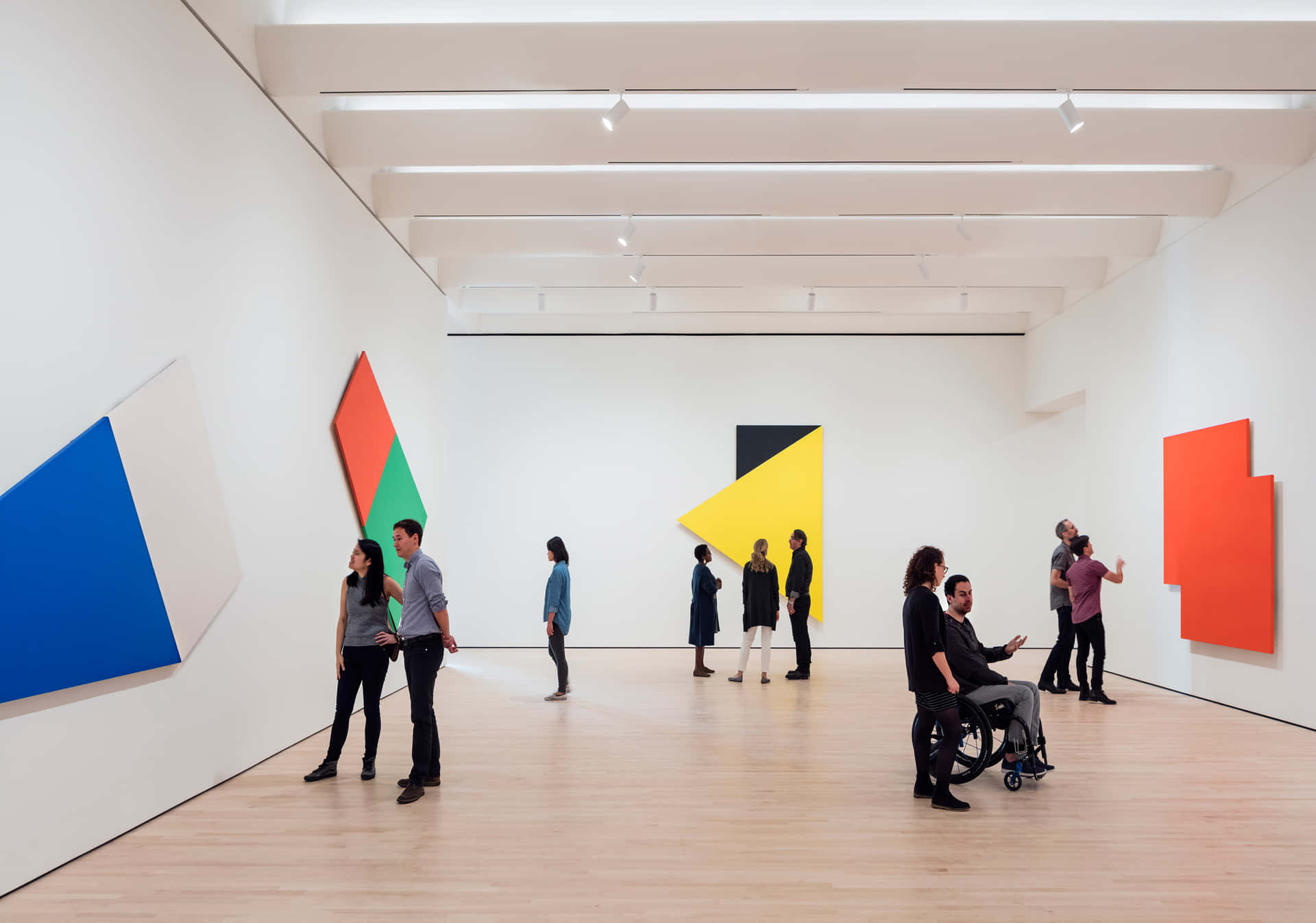 Modern Art Gallery Visitors S F M O M A Wallpaper