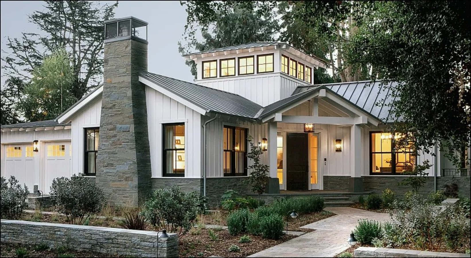 Rustic Charm and Modern Style Combined in this Modern Farmhouse