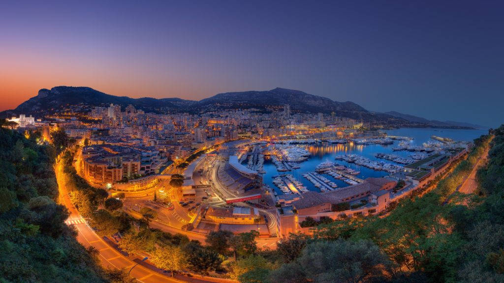 Desktop Del Porto Della Città Di Monaco 4k Sfondo