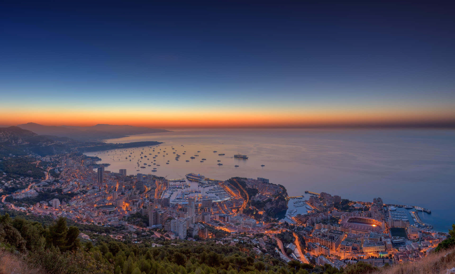 Andlösalandskapet Av Monacos Vattenfront