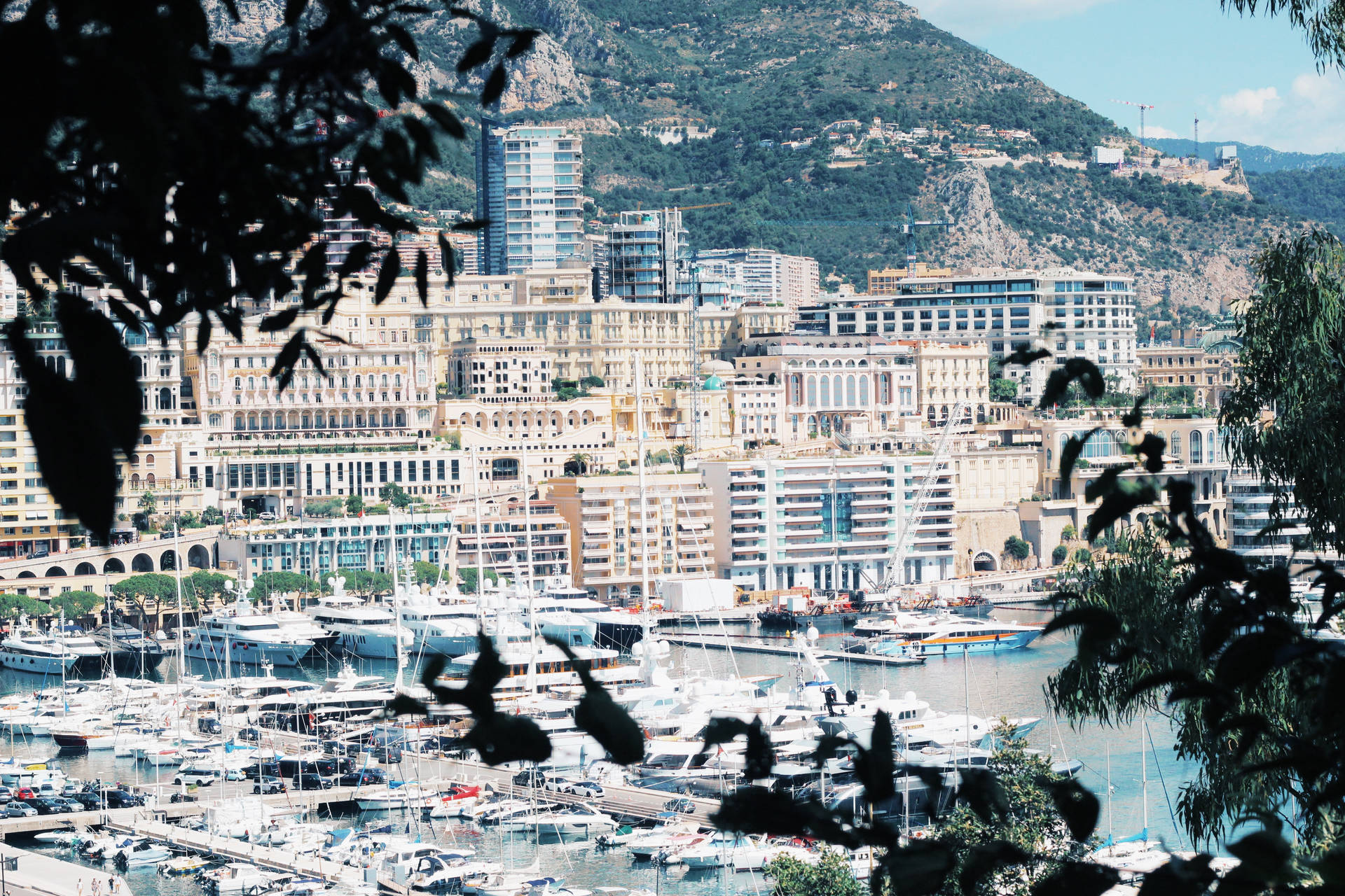 Monaco Under Dagslys Wallpaper