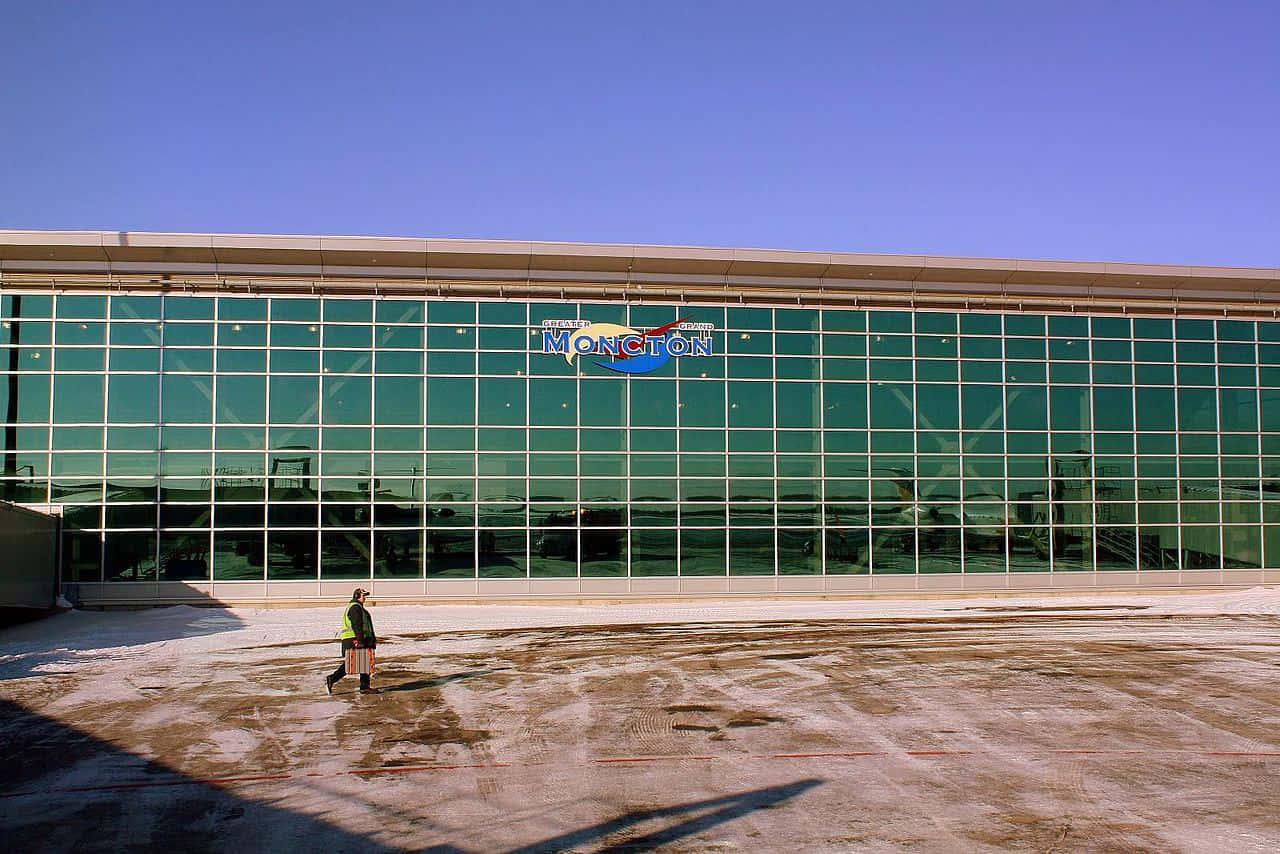 Façade De Bâtiment De Moncton Avec Signalisation Fond d'écran