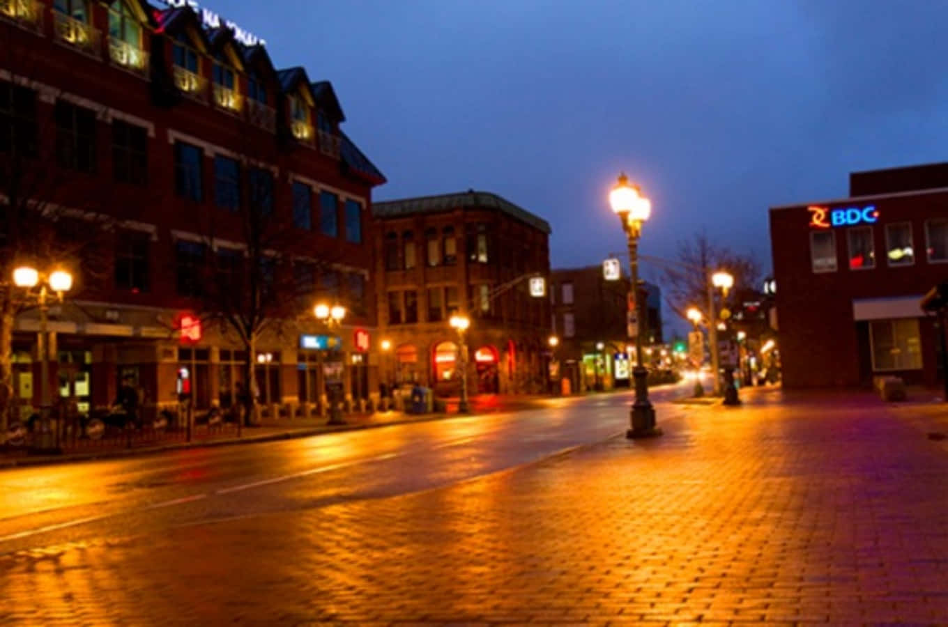 Scène Nocturne Du Centre-ville De Moncton Fond d'écran