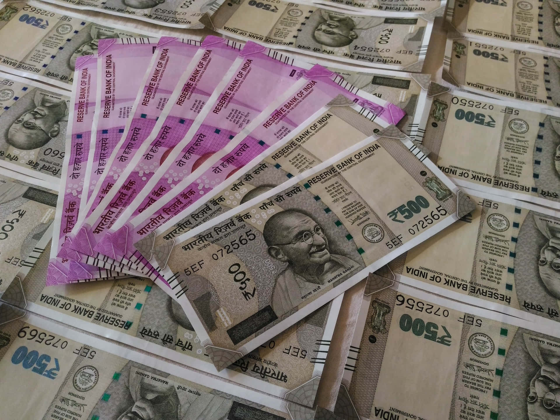 Indischebanknoten Sind Übereinander Gestapelt.