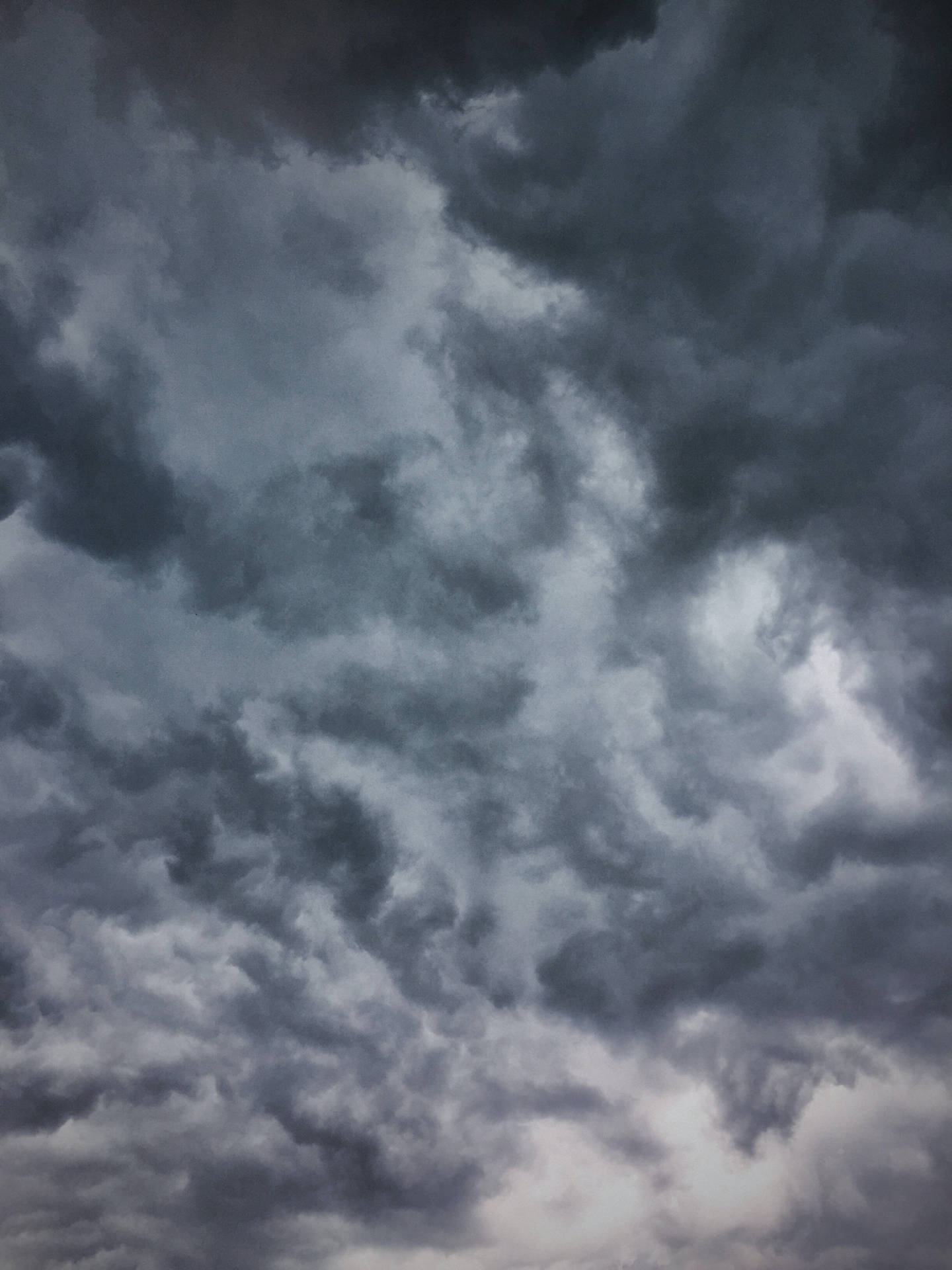 Monochromatic Dull Gray Cloudy Sky Wallpaper