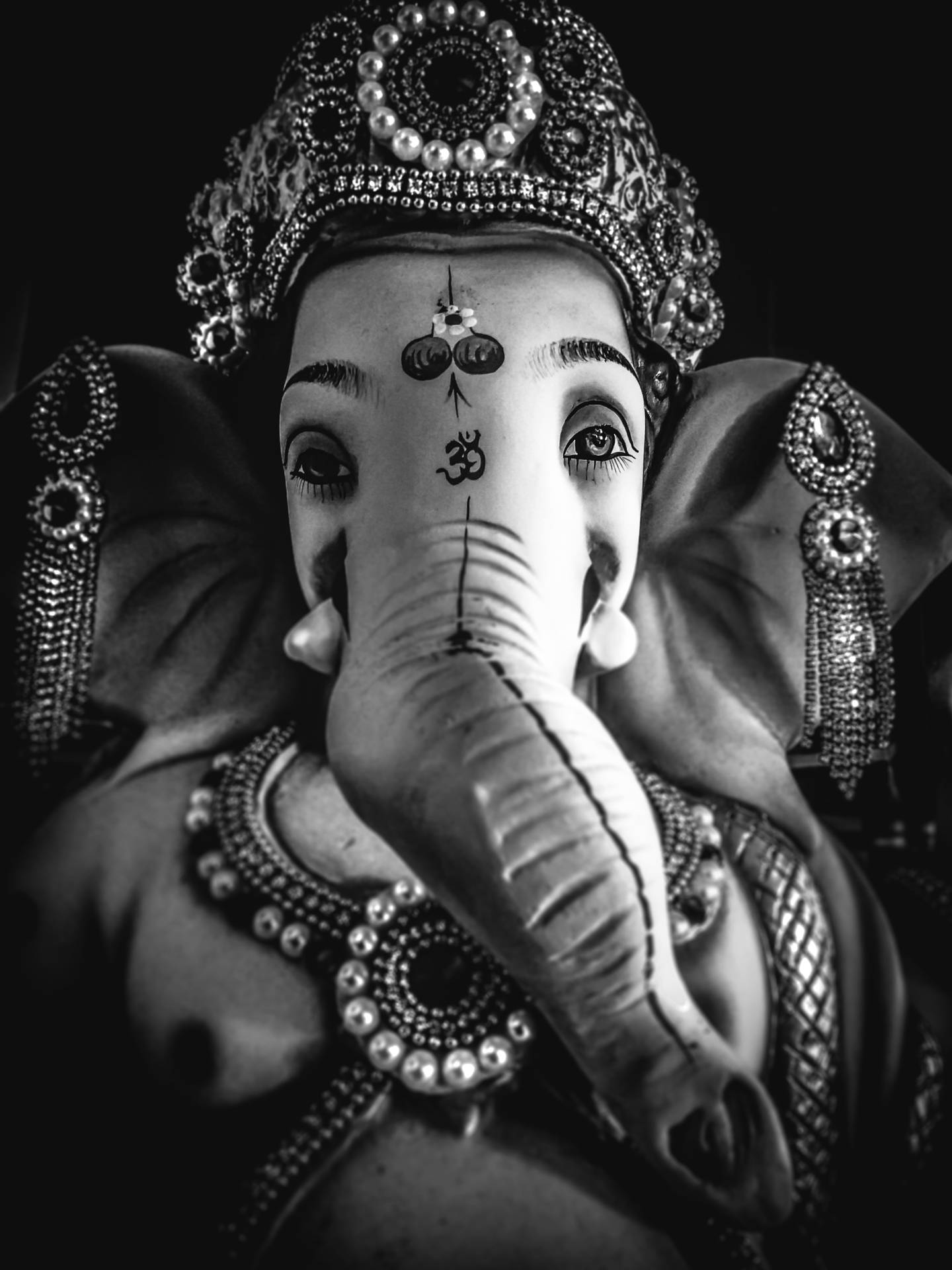 Majestic Monochrome Image of Lord Ganesh in Full HD Wallpaper