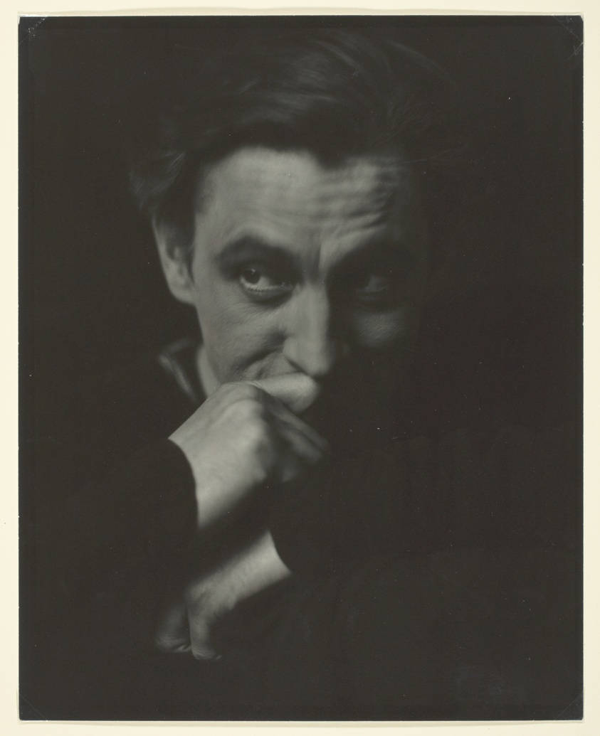 Monochrome John Barrymore Hamlet Wallpaper