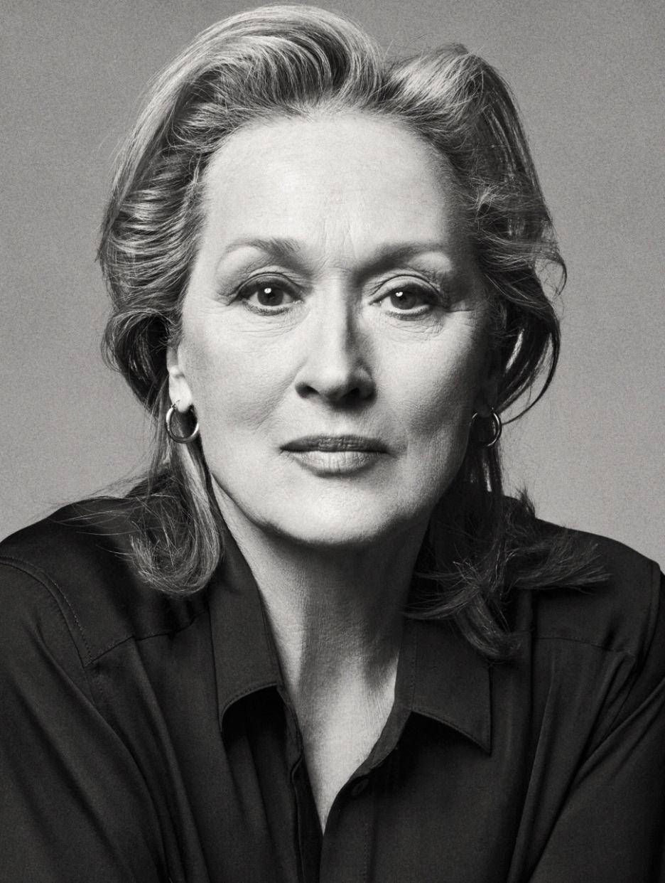 Monochrome Photo Of Meryl Streep Wallpaper