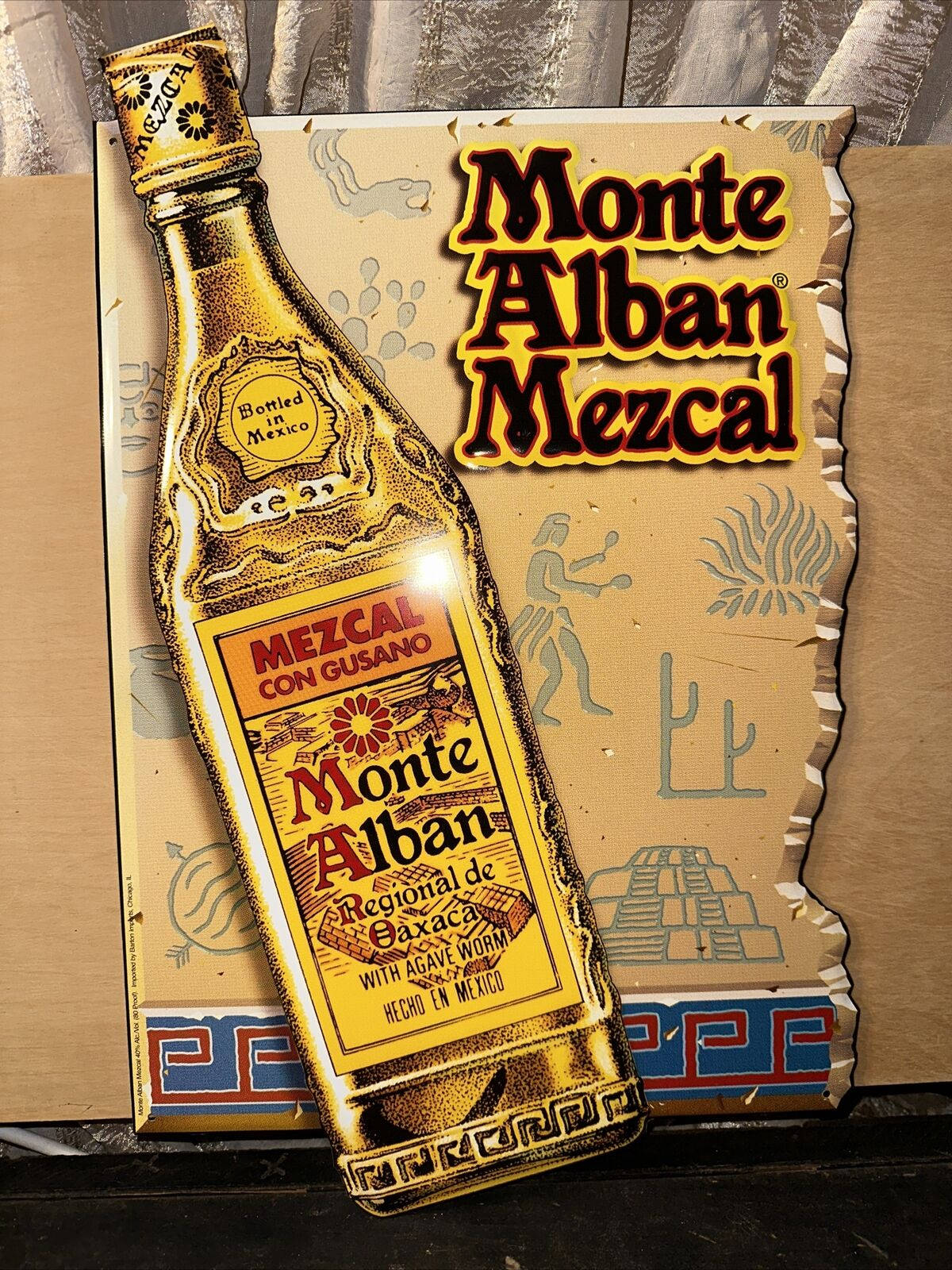 Montealban Mezcal Tequila Tin Bar-skylten. Wallpaper
