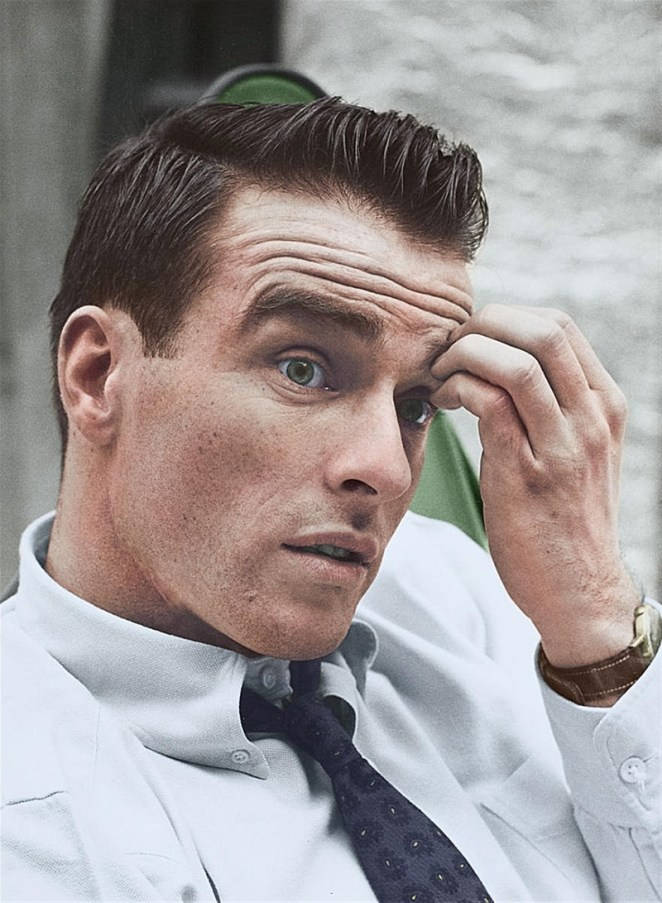 Montgomery Clift Scratching His Forehead Wallpaper