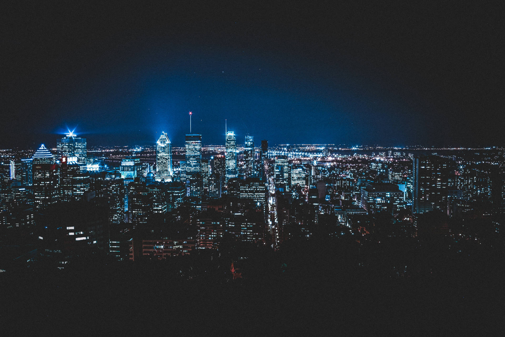 Montreal Cityscape At Night Wallpaper