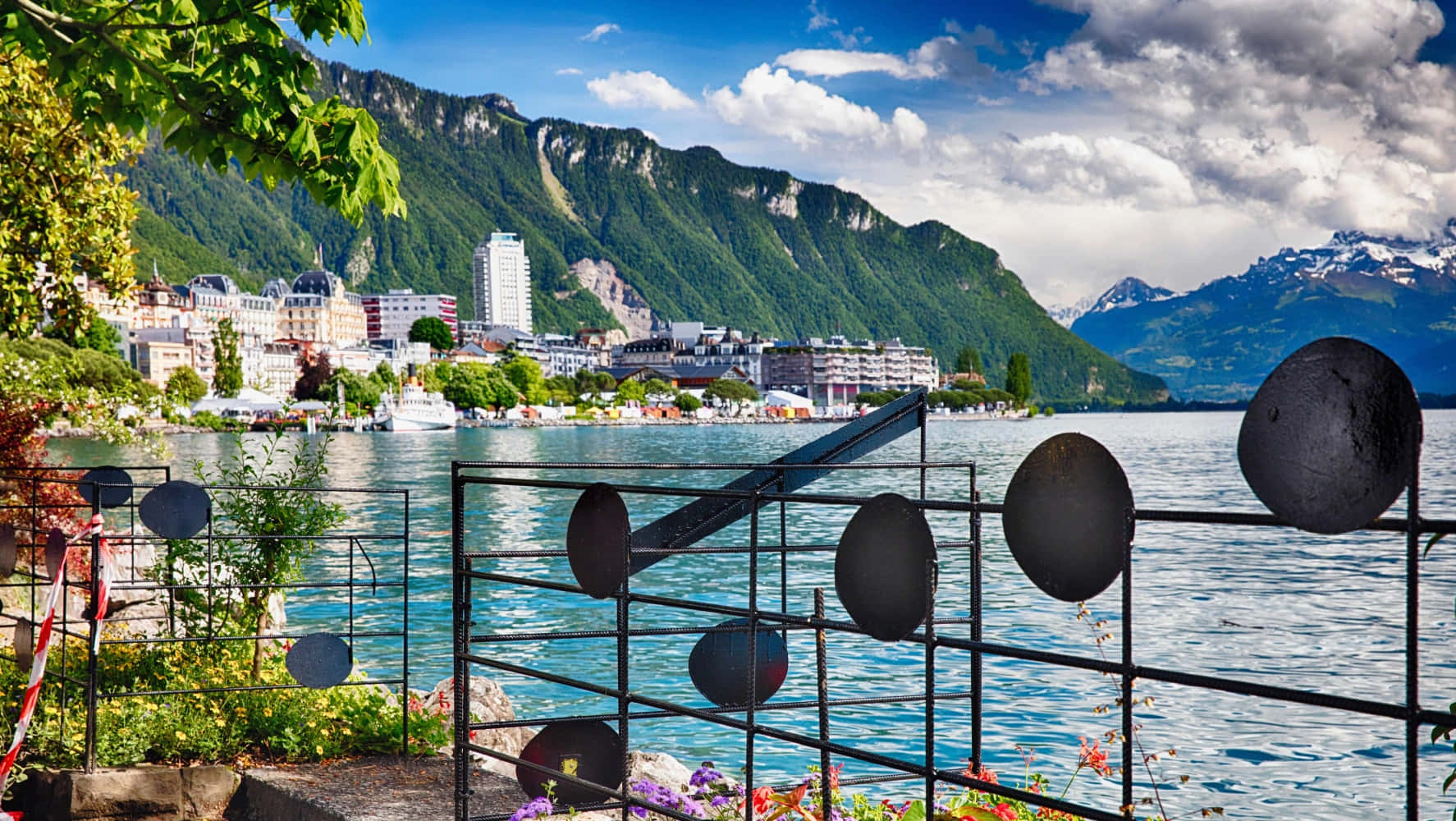 Montreux Lakeside Panorama Wallpaper