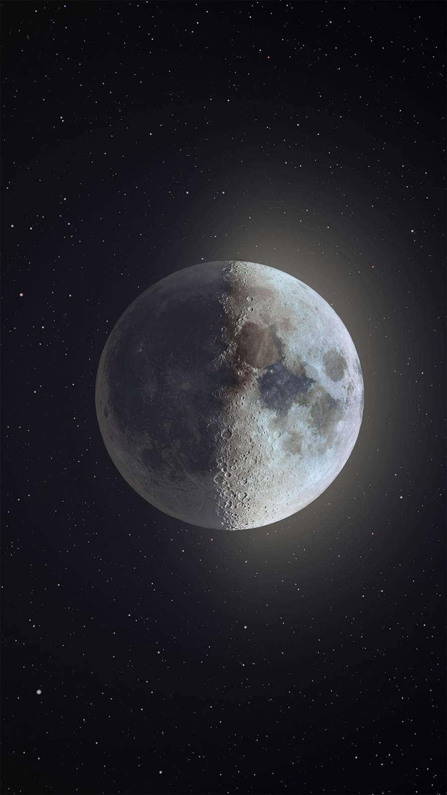 Densternen Entgegenstreben: Ein Mond Iphone Wallpaper
