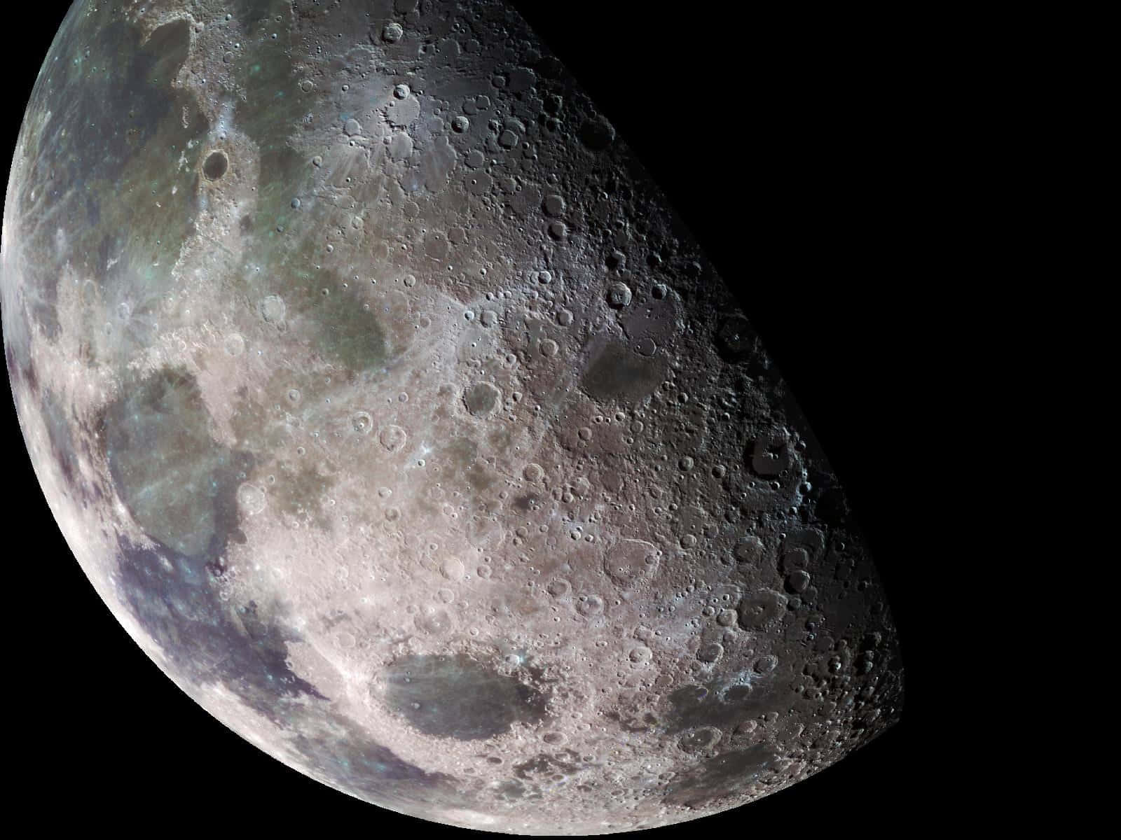 Imagende La Superficie Oscura Y Craterizada De La Luna