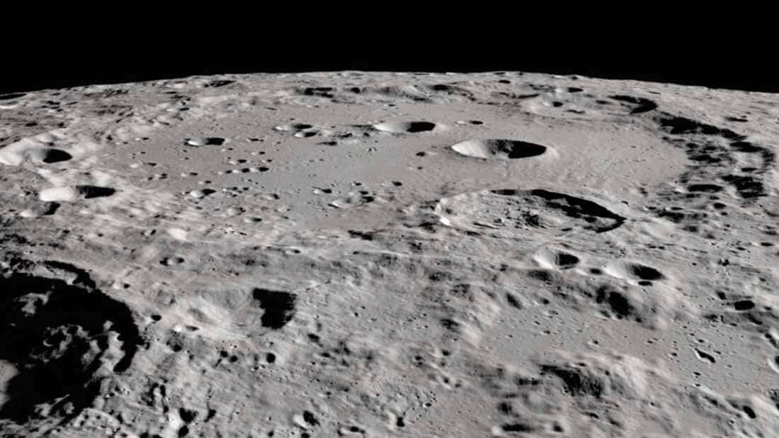 Bildder Leblosen Mondkrater-oberfläche