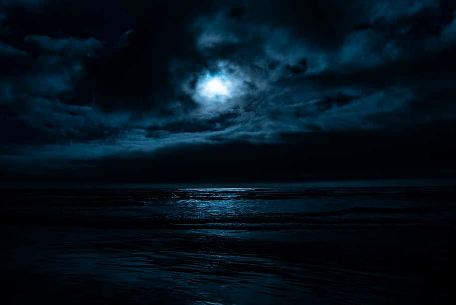 Moonlit_ Night_ Over_ Ocean_ Dark_ Moody Wallpaper