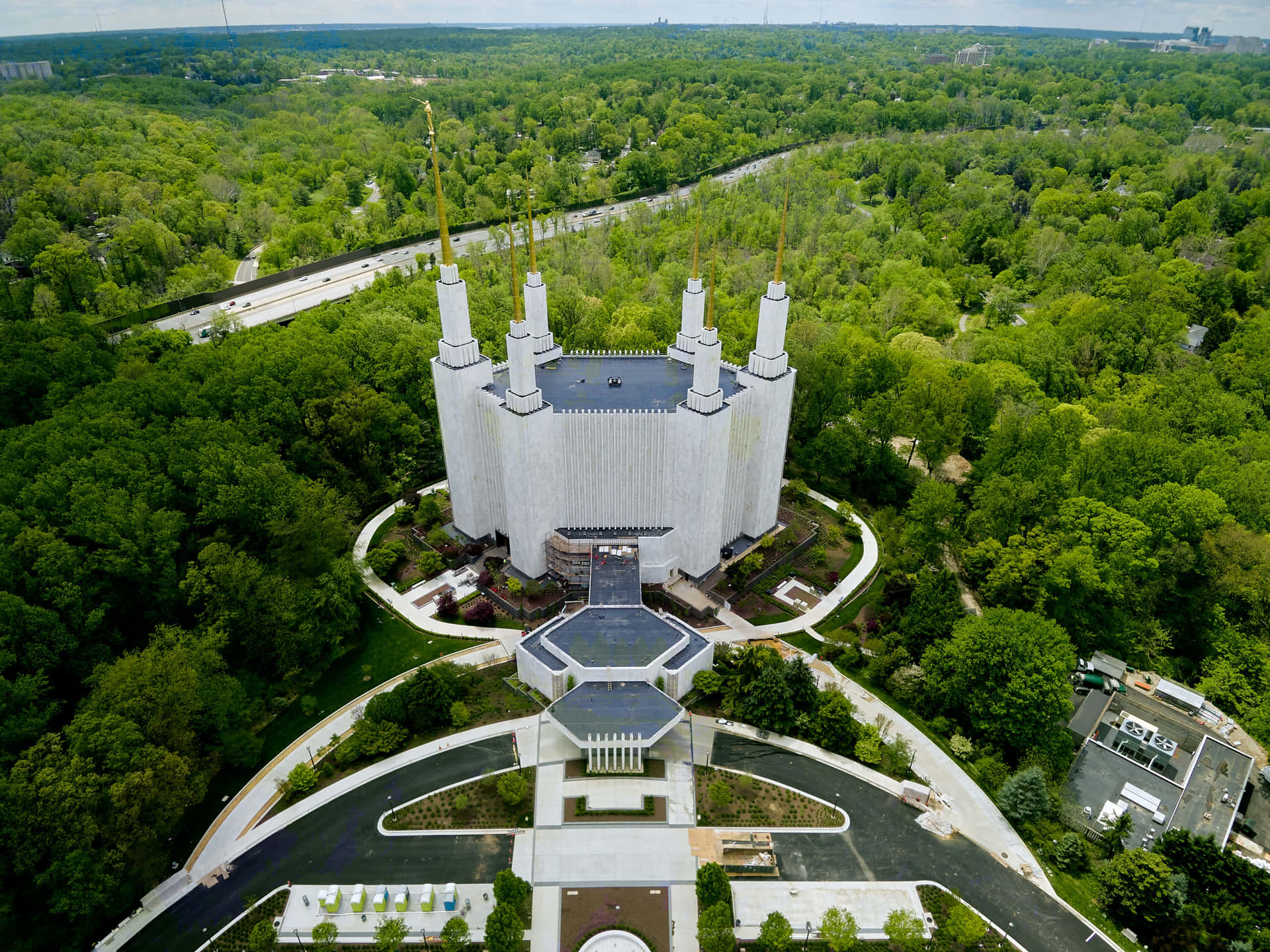 Mormon Temple In Washington Top View Wallpaper