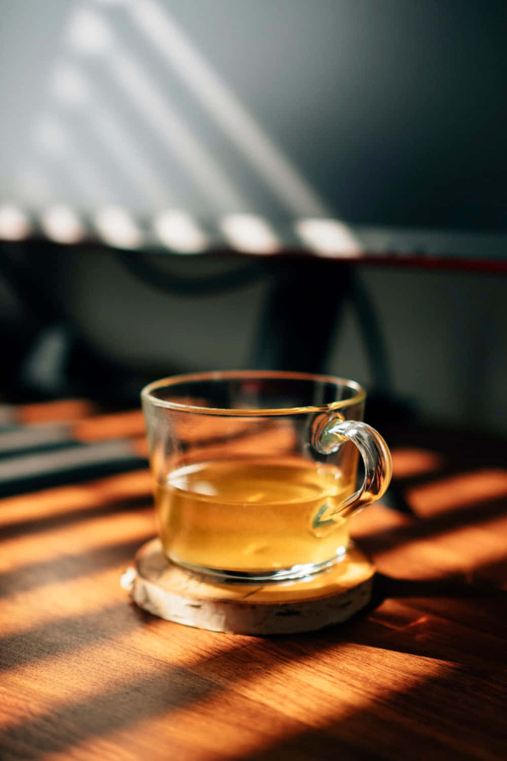 Unatazza Di Tè Su Una Superficie Di Legno