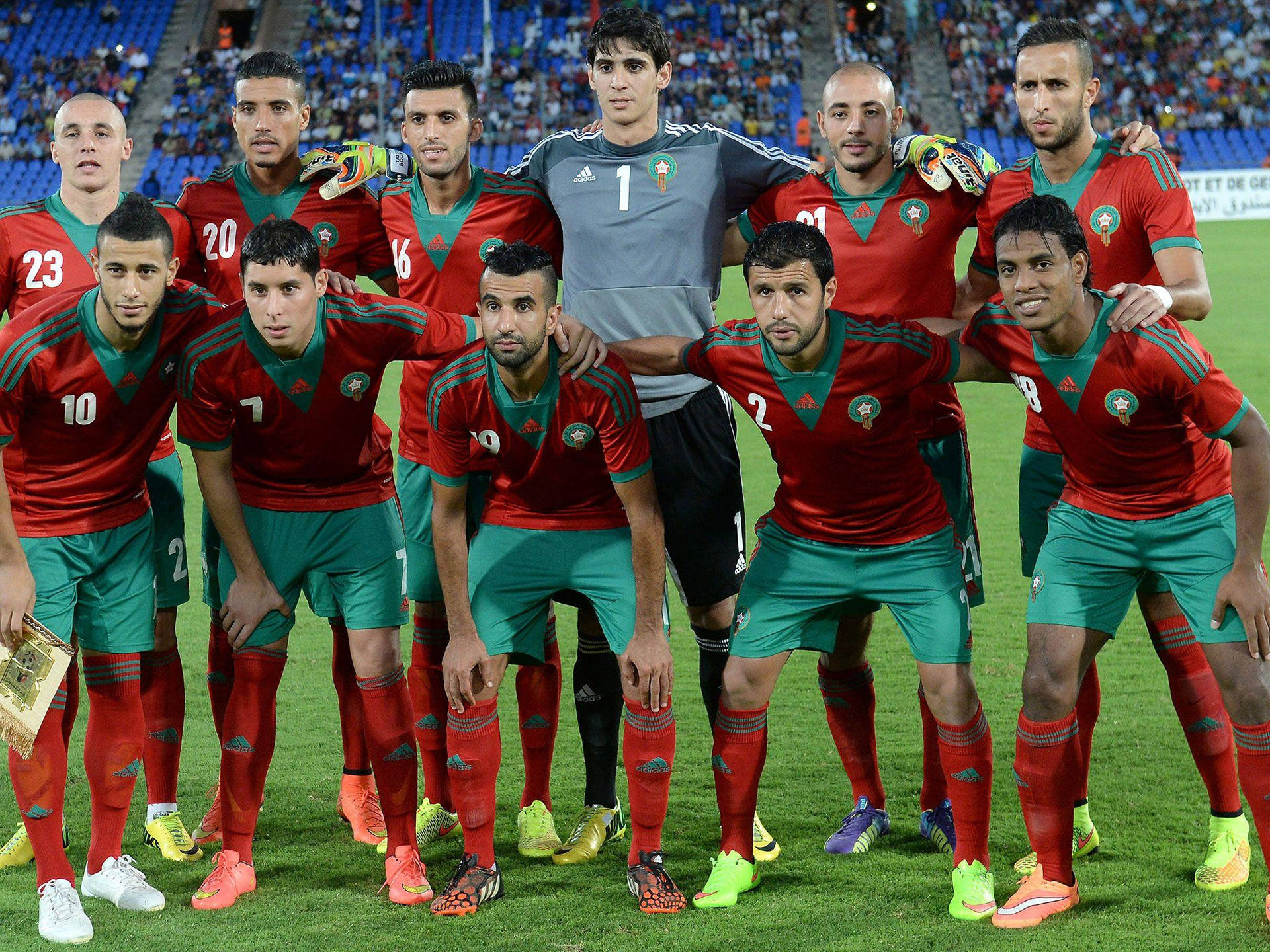 Morocco National Football Team With Gray Player Wallpaper