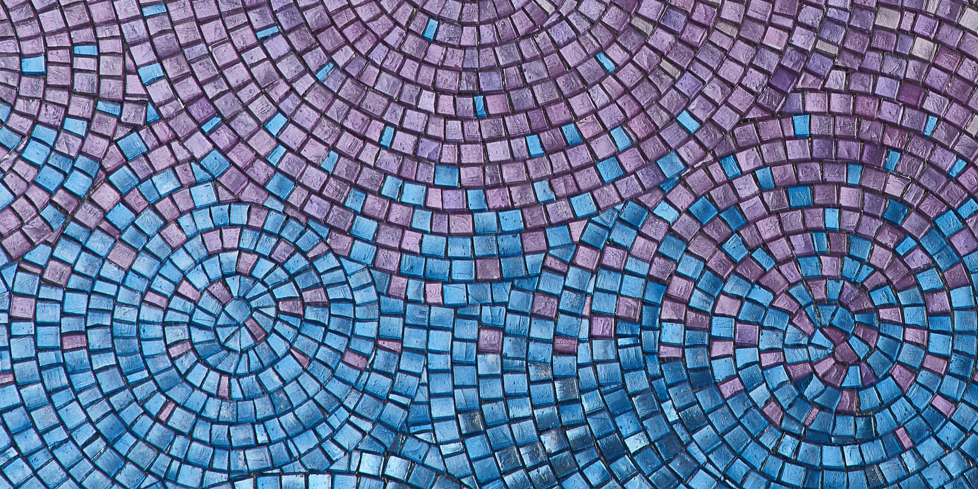 Einblauer Und Violetter Mosaikfliesen-hintergrund