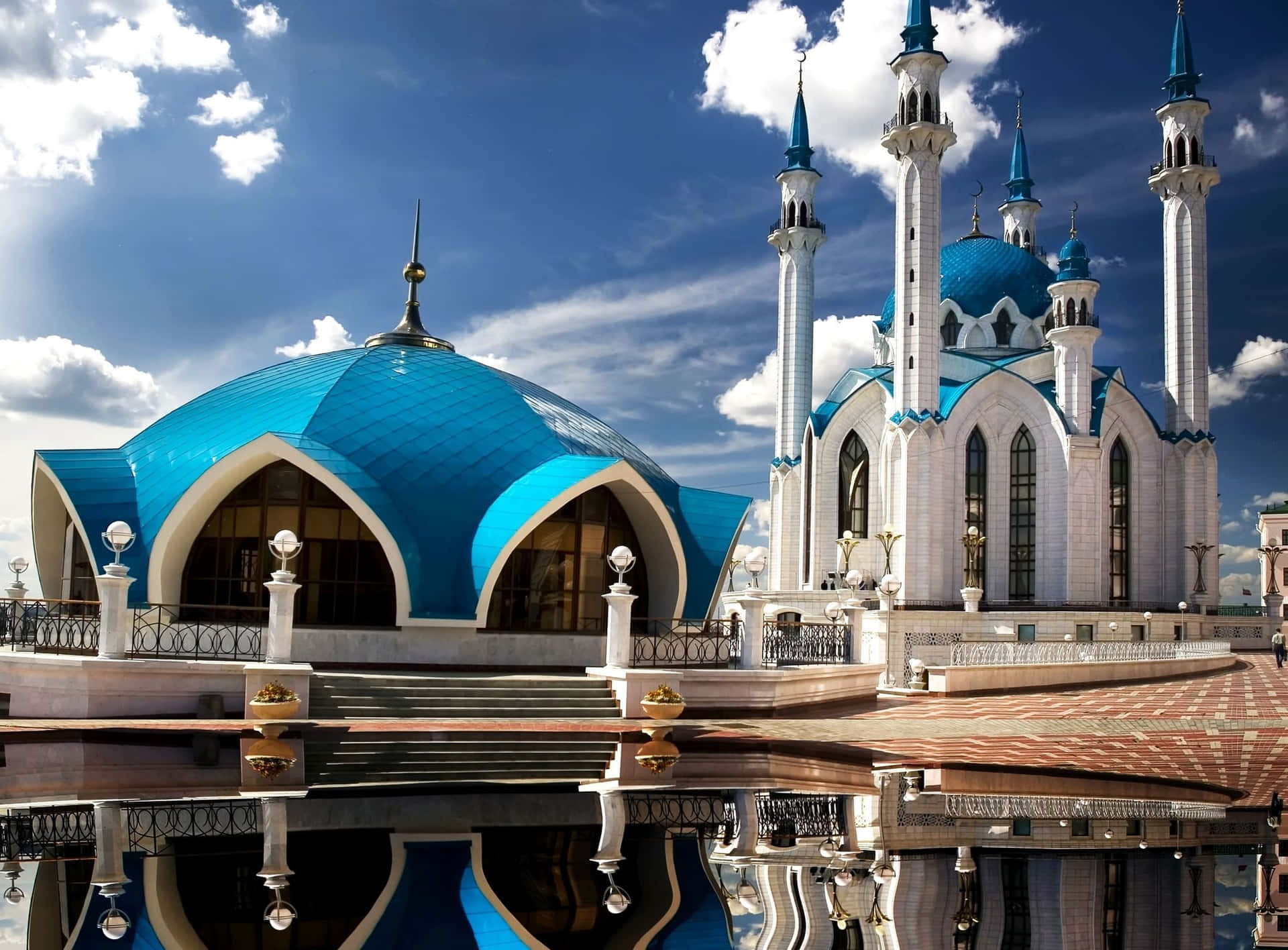 Mosque Majestic Exterior Design Picture