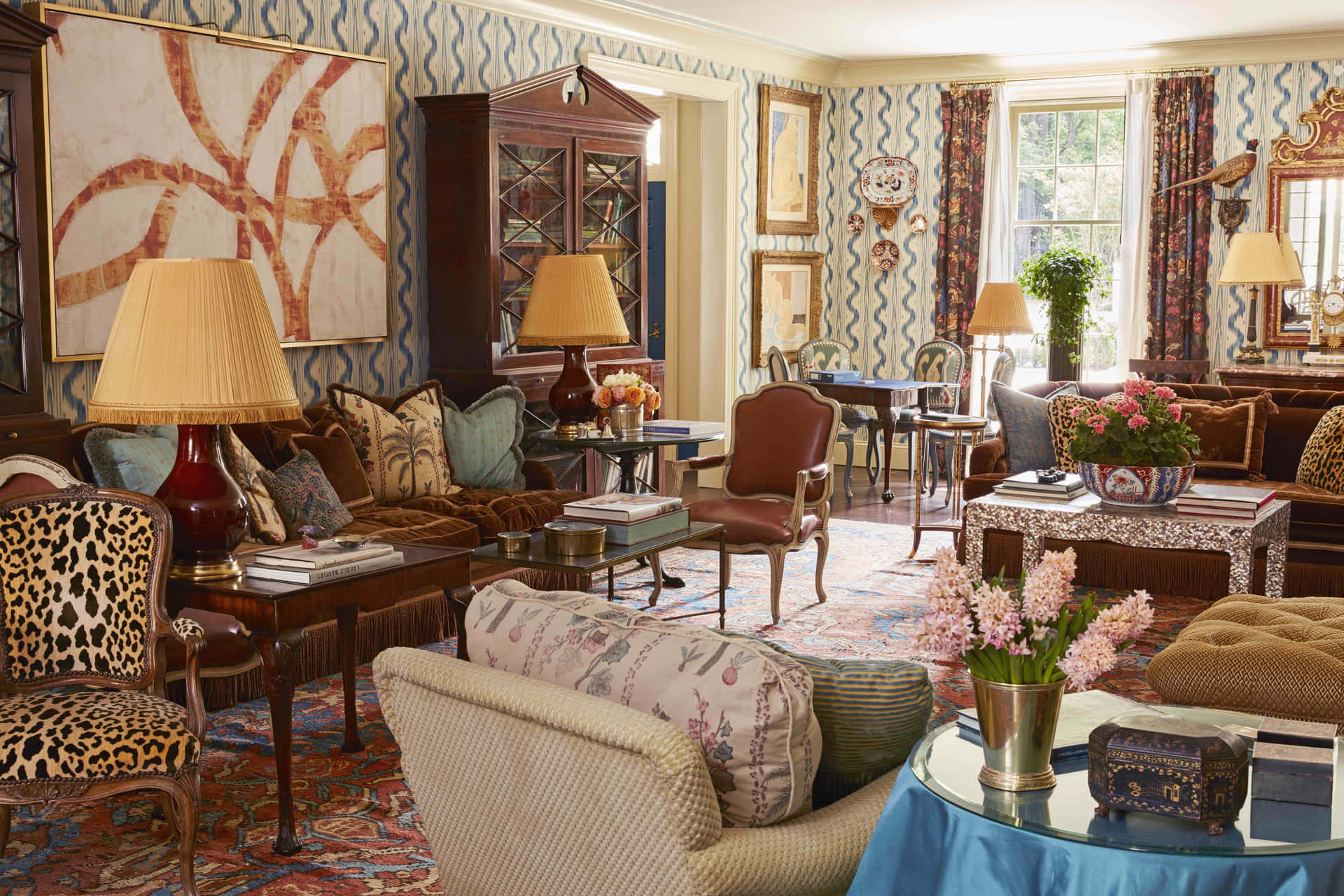 Breathtaking Luxury Living Room Wallpaper