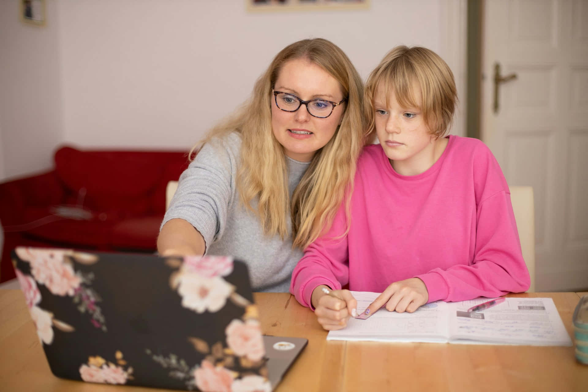 Motherand Child Studying Together.jpg Wallpaper