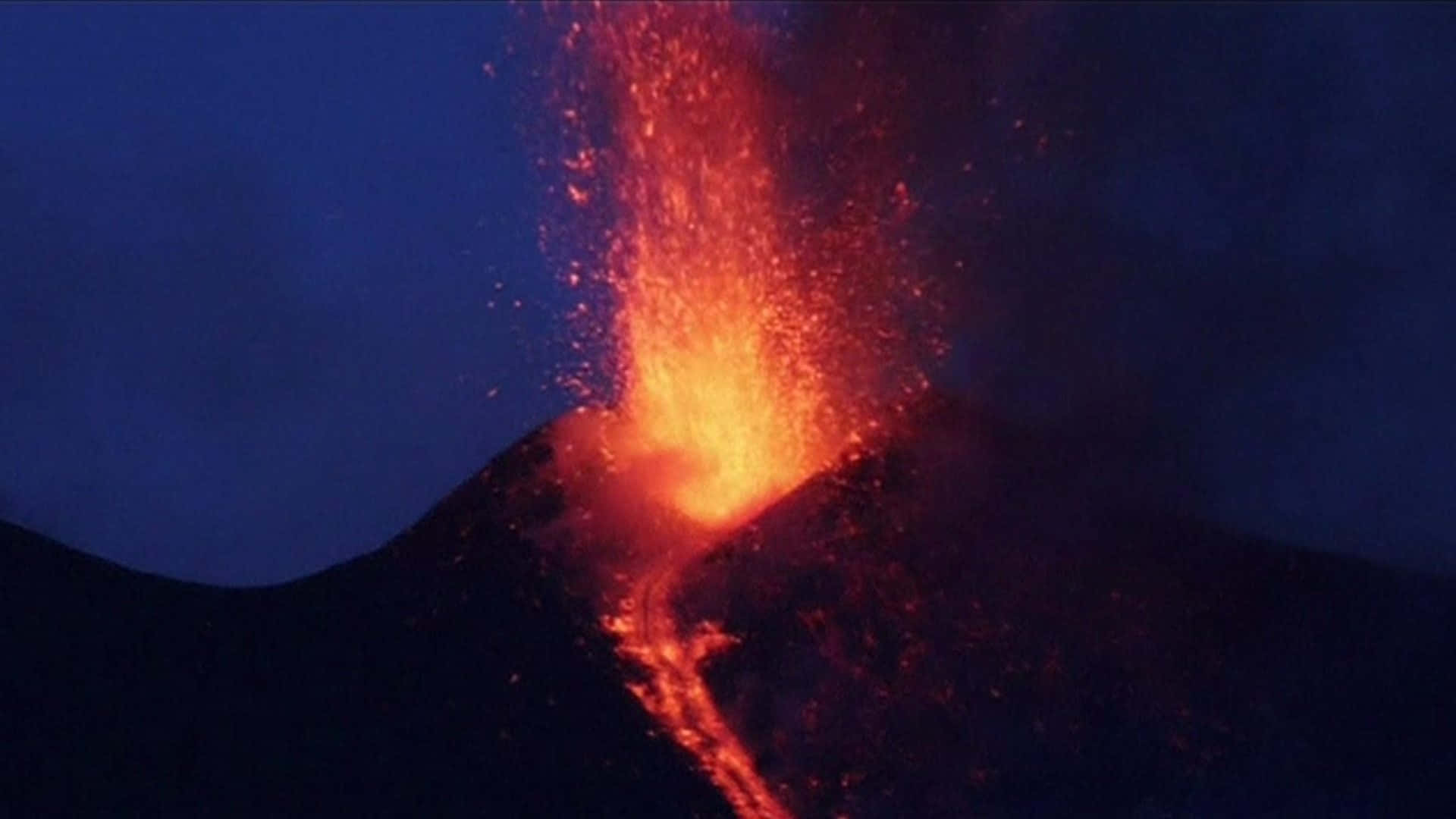 Equipodel Monte Etna Capturó El Volcánico Fondo de pantalla