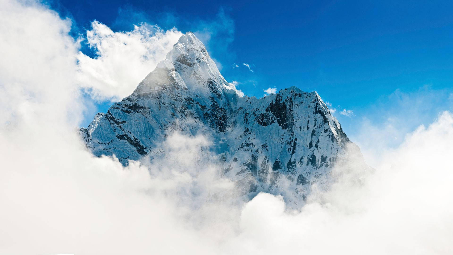 Pendientede La Montaña Del Monte Everest. Fondo de pantalla