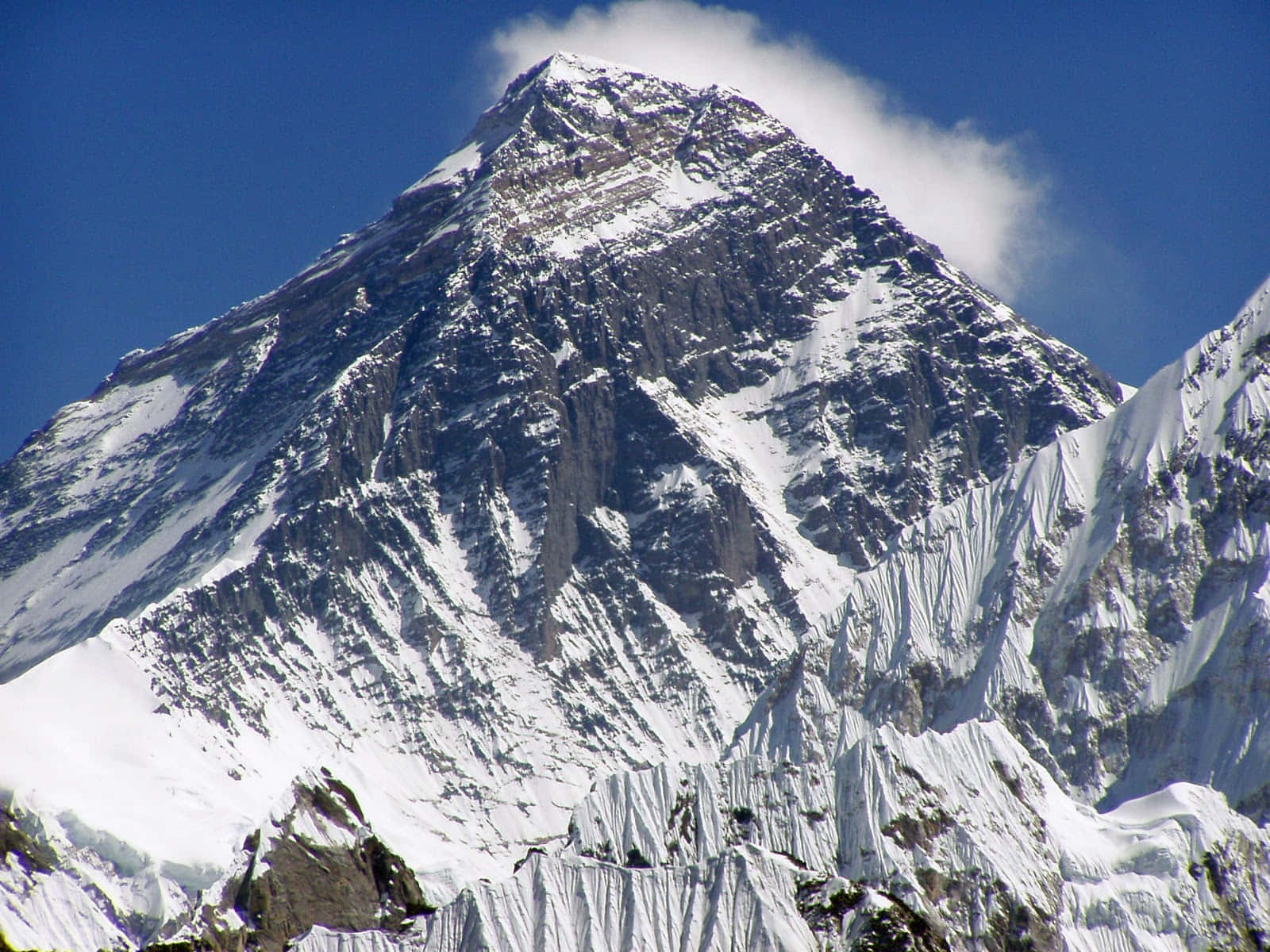 Majestic view of Mount Everest