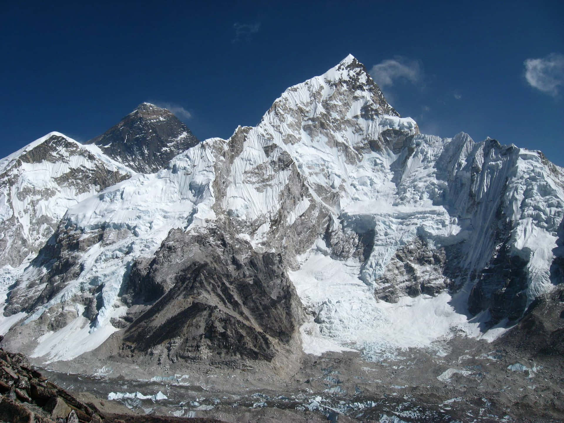 View of the majestic Mount Everest, the tallest mountain in the world.