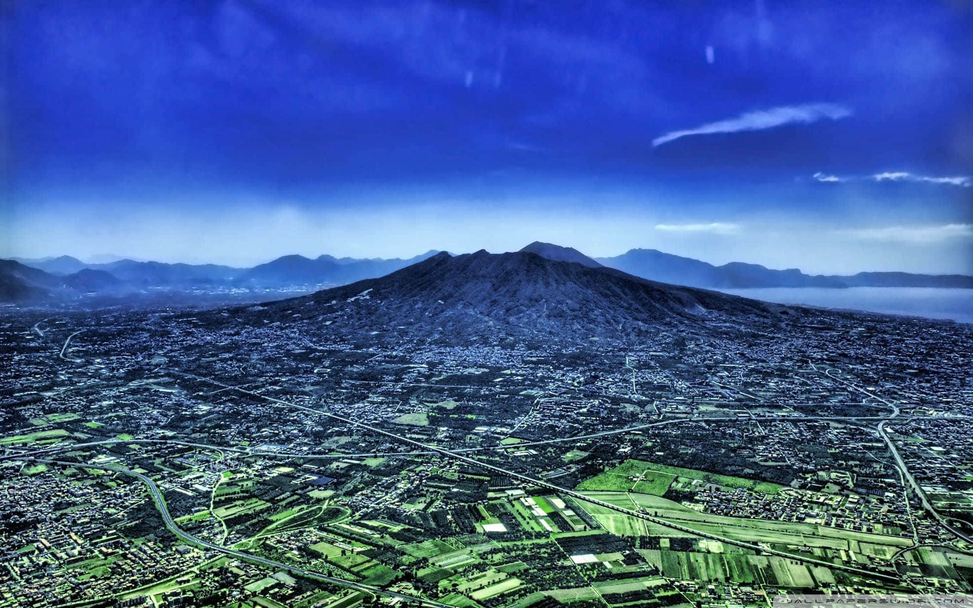 Vistaaérea Del Monte Vesubio Italia Fondo de pantalla