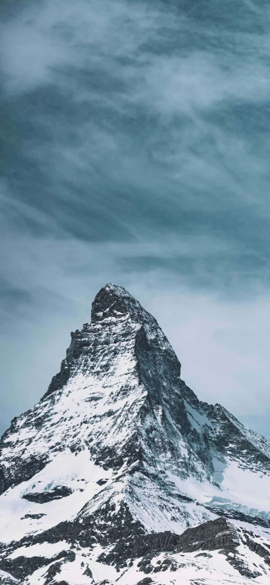 Captivating Mountain Vista for Your iPhone Background