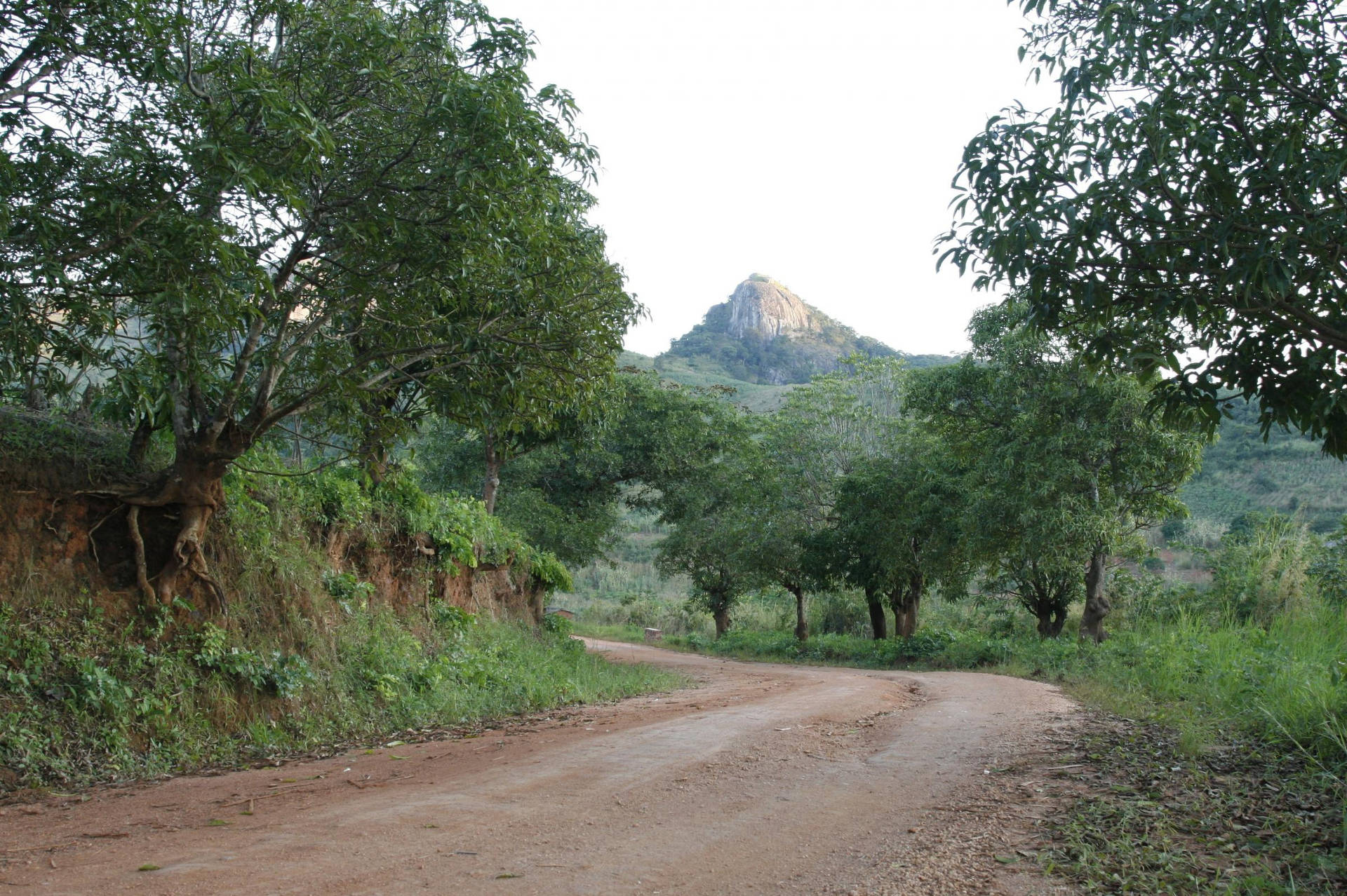 Montagna Della Piramide Del Mozambico Sfondo